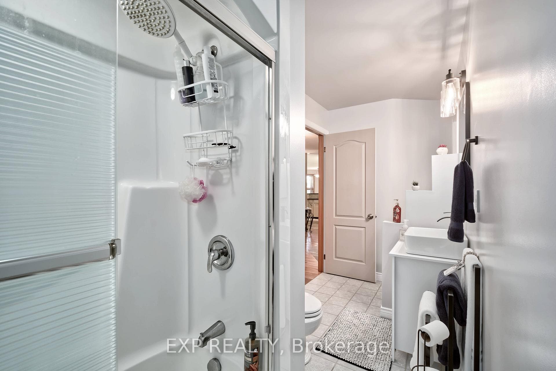 57186 Eden Line photo 36