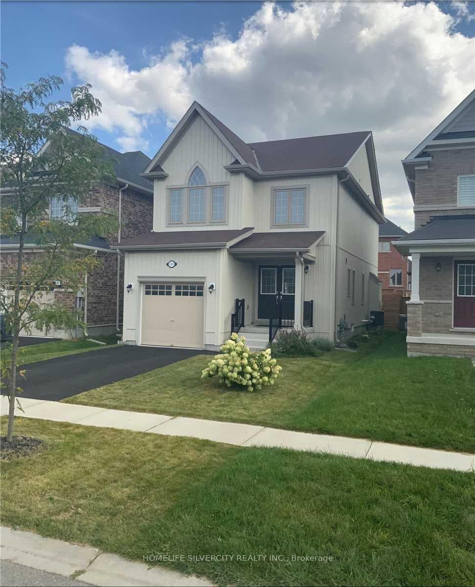 390 Thompson Street photo 2