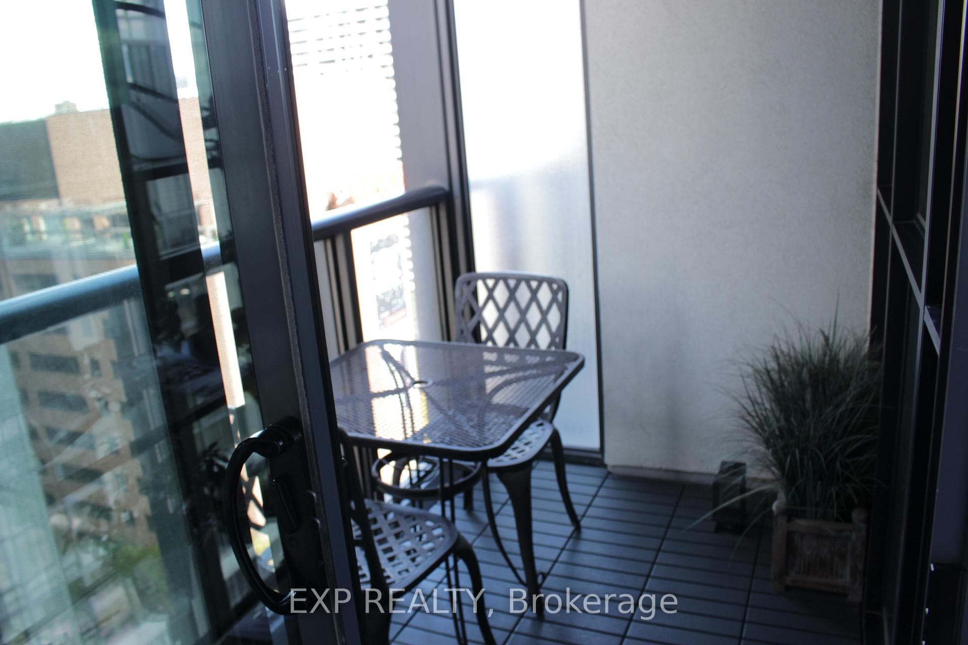 110 Charles Street Unit 1807 photo 8