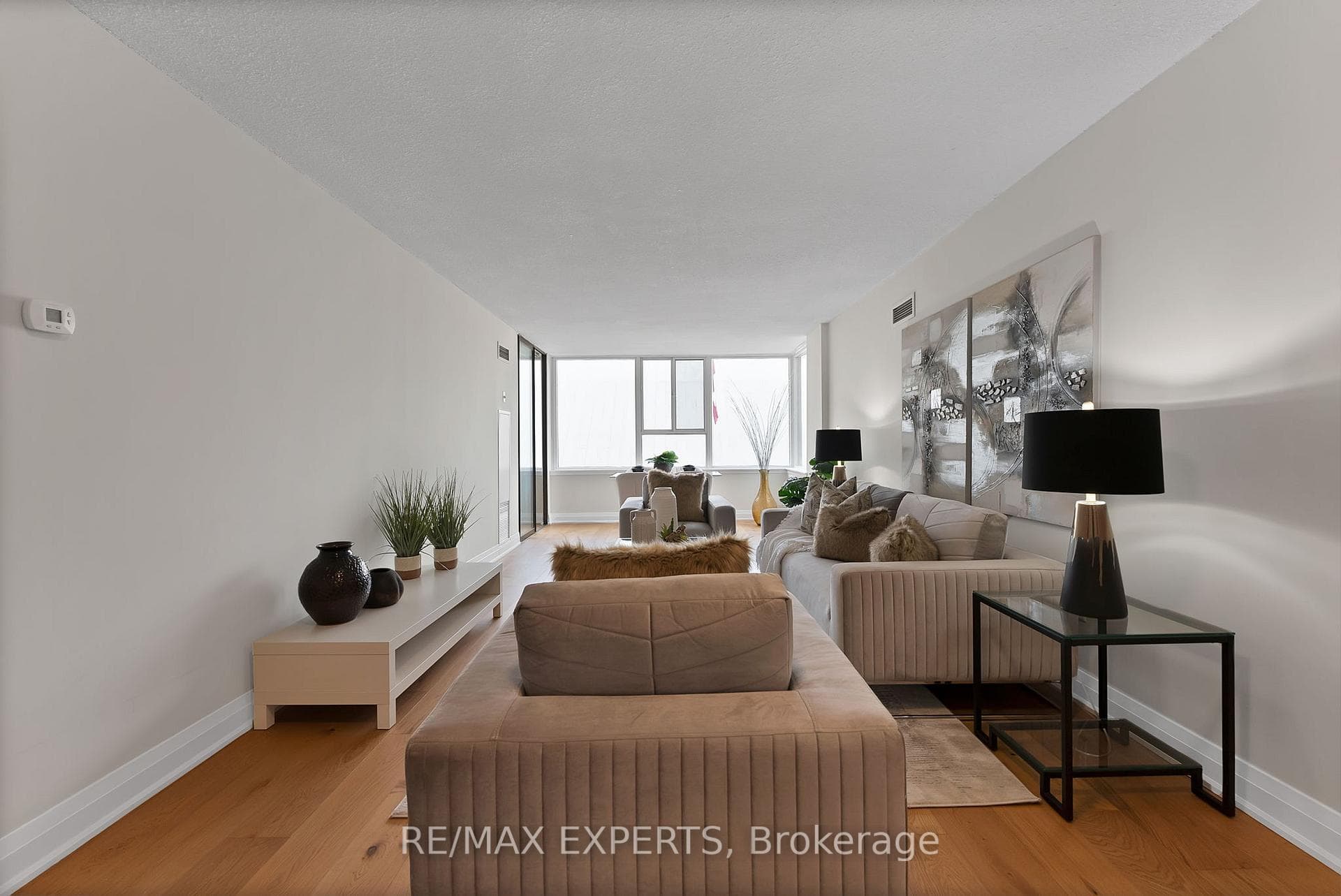 45 Carlton Street Unit 1114 photo 28