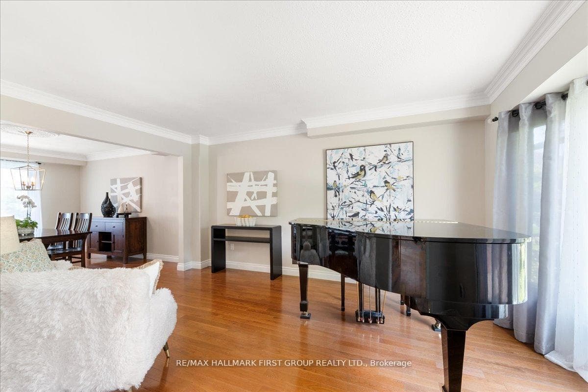 35 Rotherglen Road photo 16
