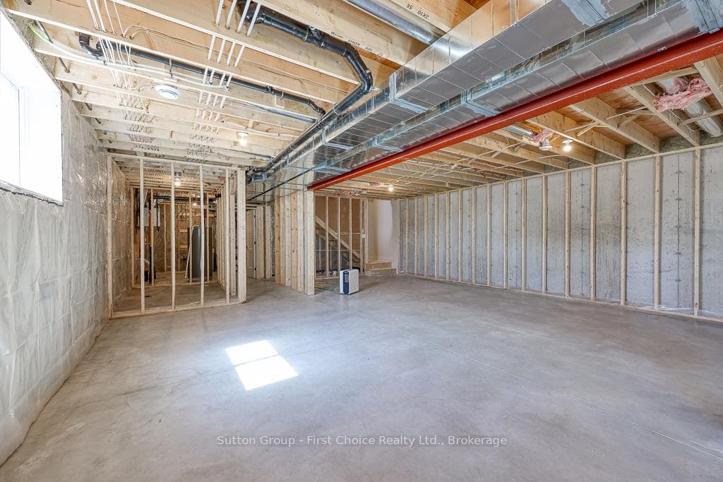 93 Kenton Street photo 22