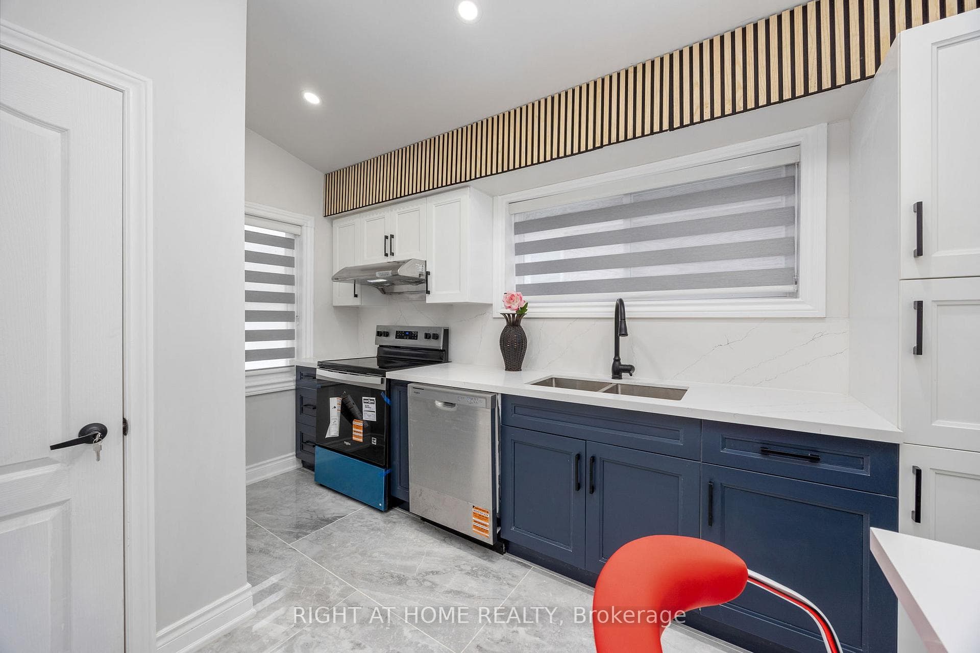 53 Gaiety Drive photo 8