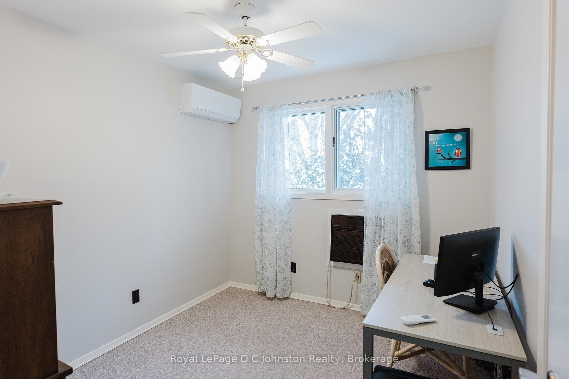 652 Orchard Drive photo 20