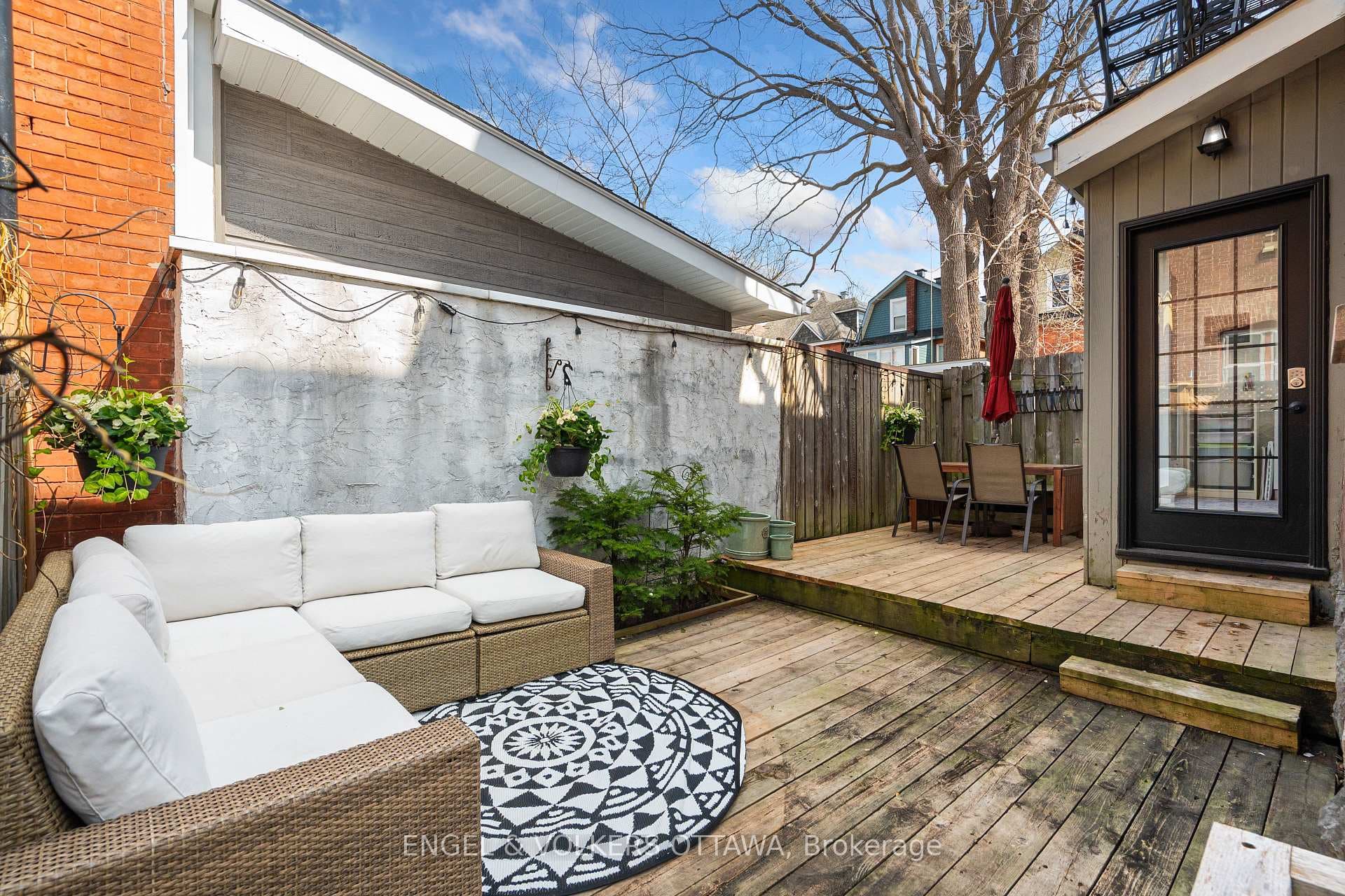 817 Lyon Street photo 47