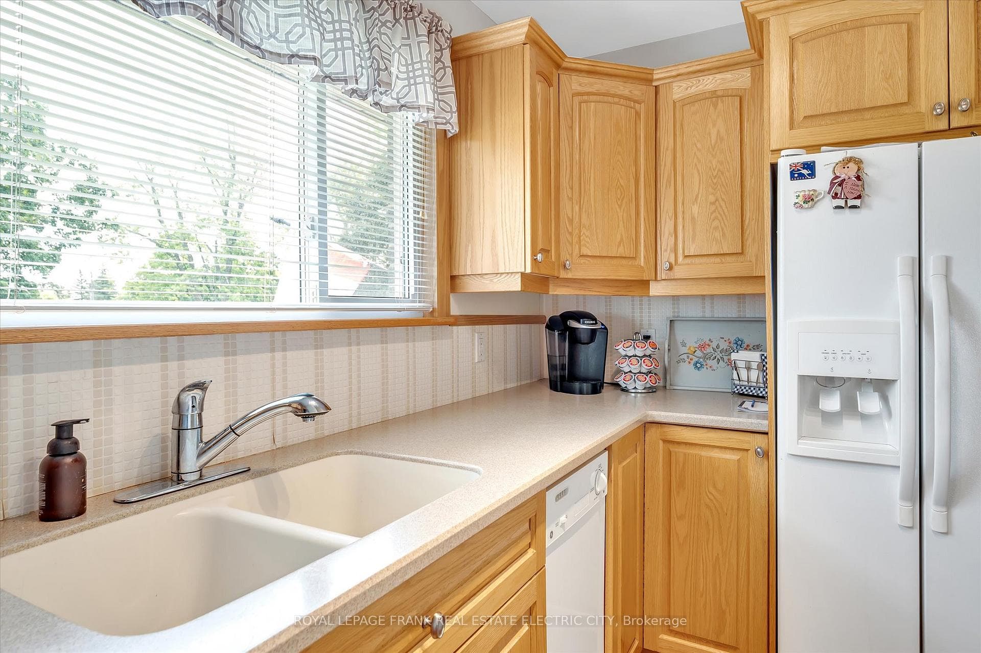 887 Westdale Avenue photo 10