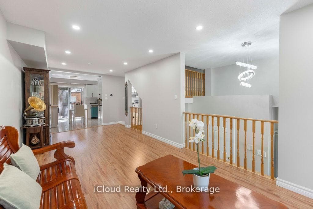Living / Dining