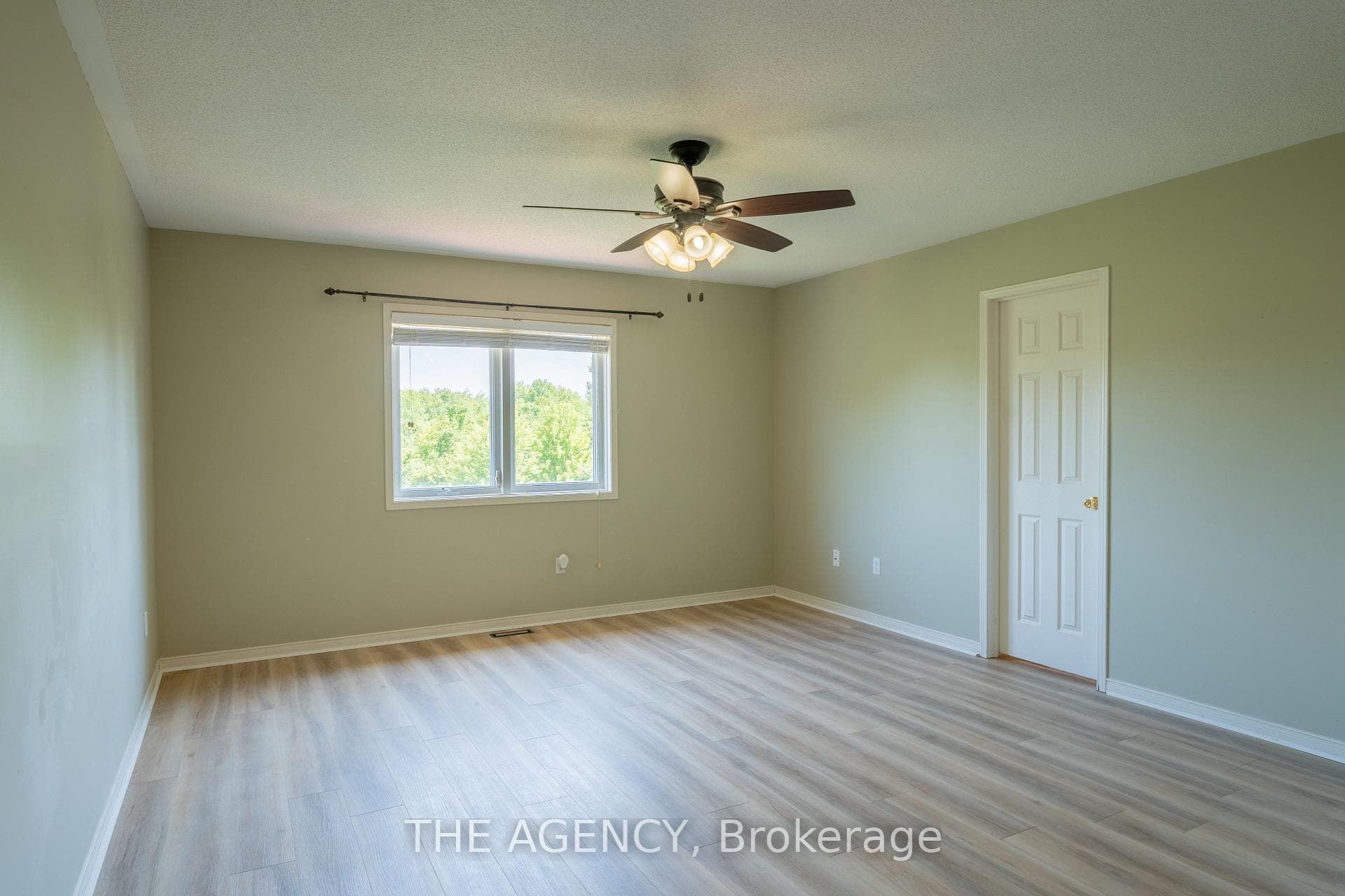 45 Silvervalley Drive Unit UPPER photo 27