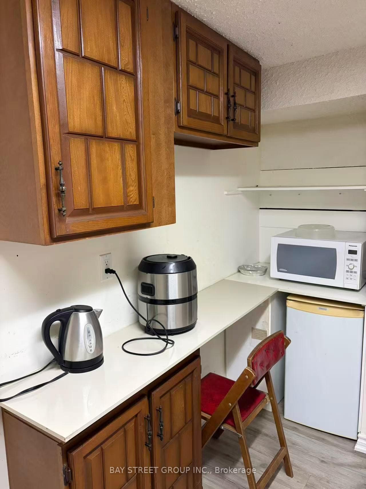 19 Dunsfold Drive Unit 3 photo 6