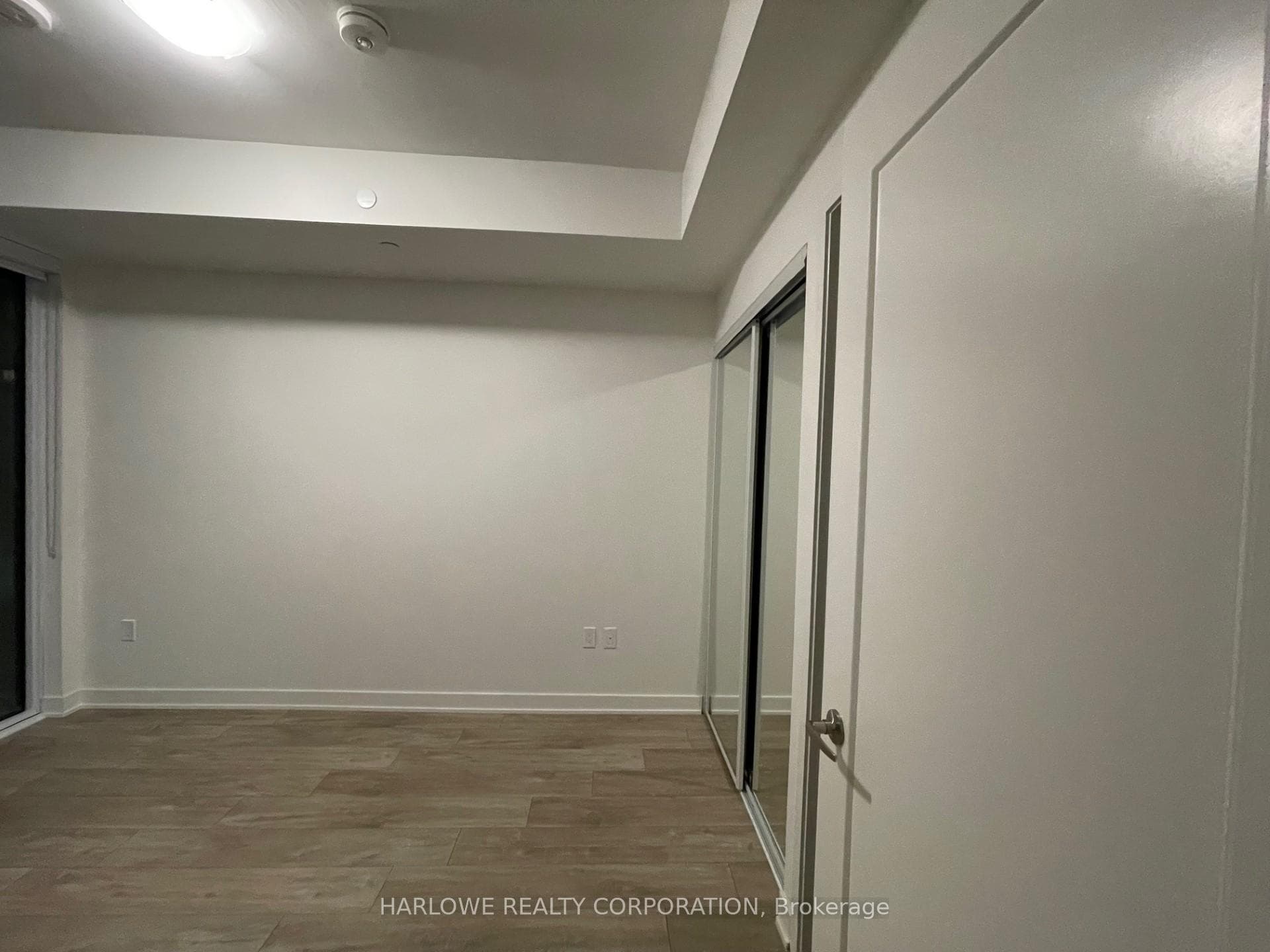135 Lower Sherbourne Street Unit 860 W photo 8