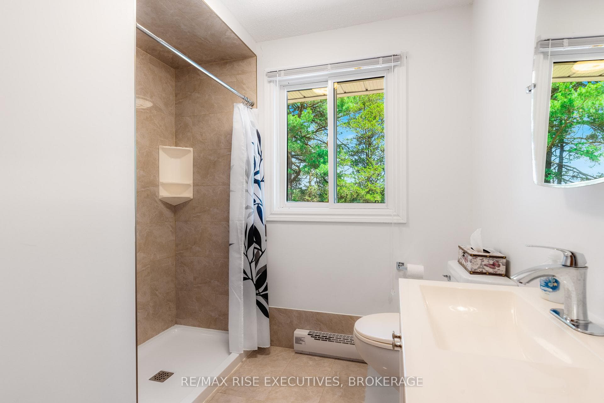 942 Teddys Lane photo 24