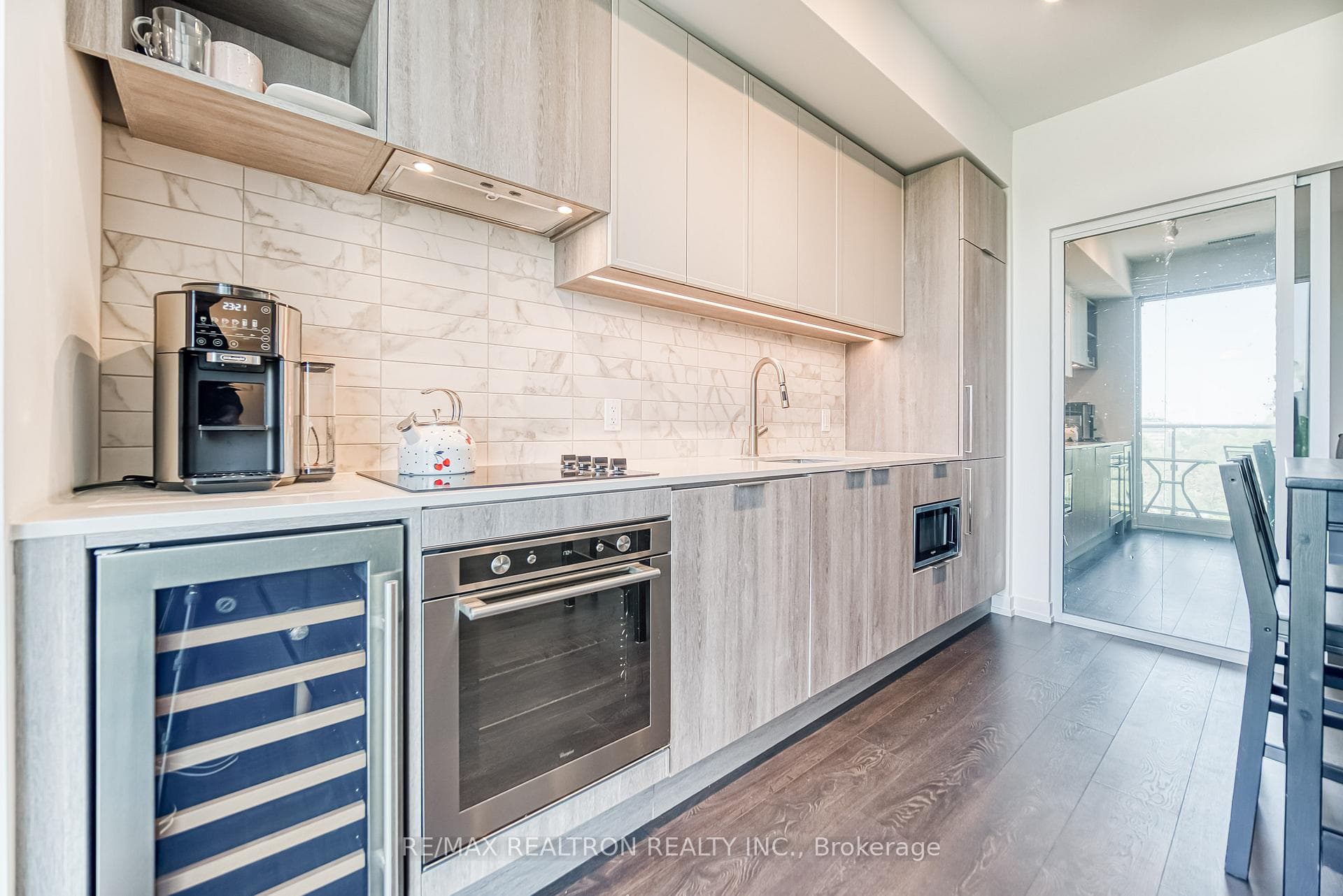 2020 Bathurst Street Unit 1215 photo 14