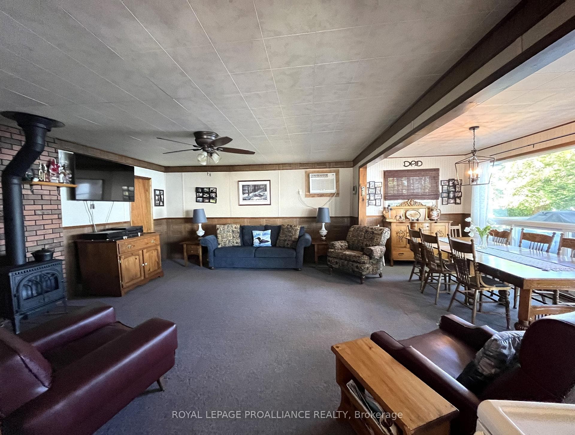 255 Riders Lane photo 15