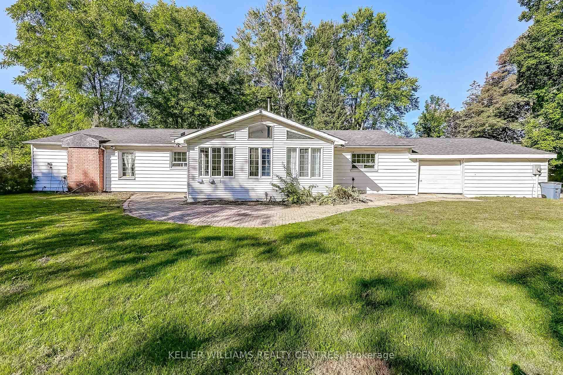16073 Warden Avenue photo 7