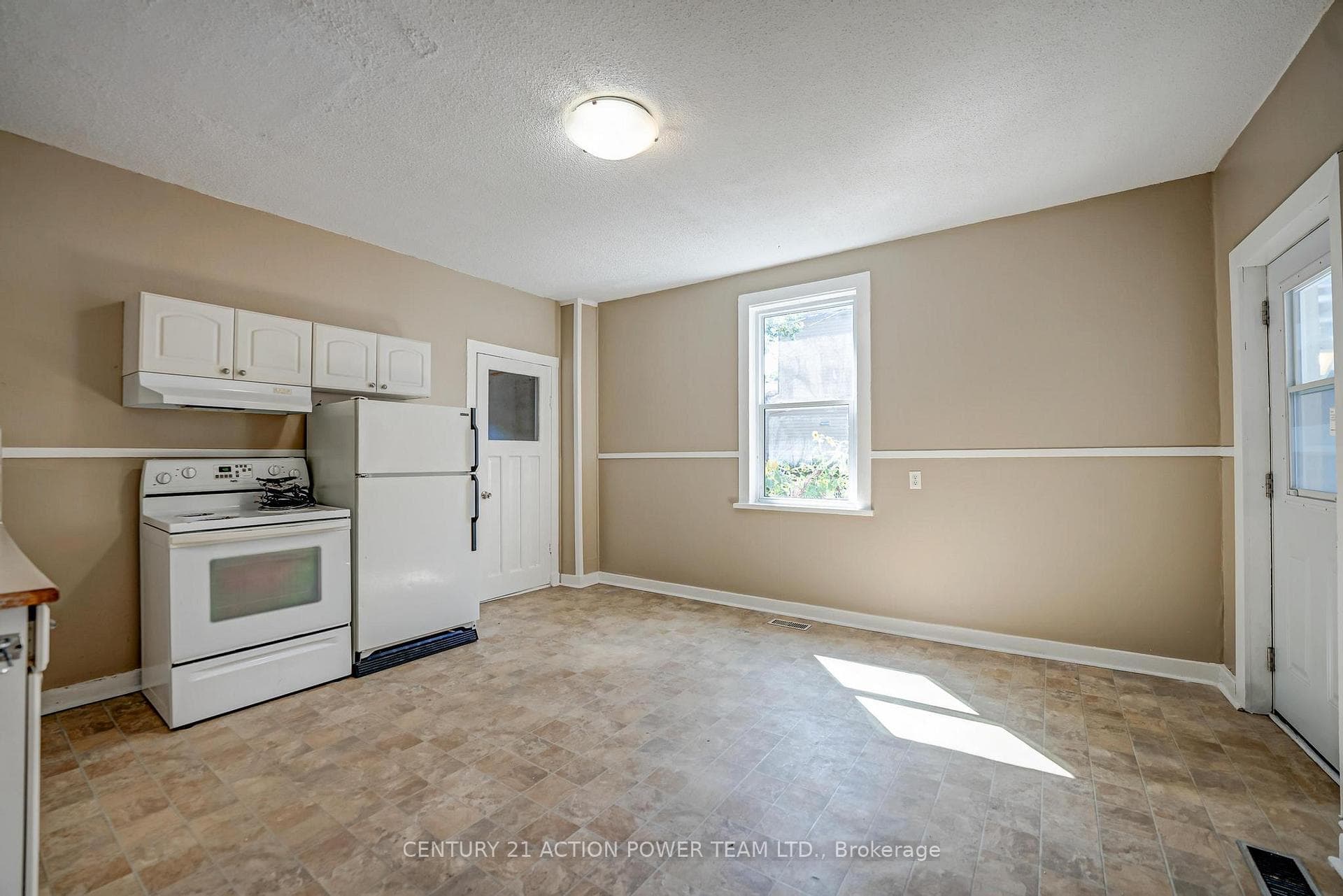 302 JOFFRE BELANGER Way photo 4