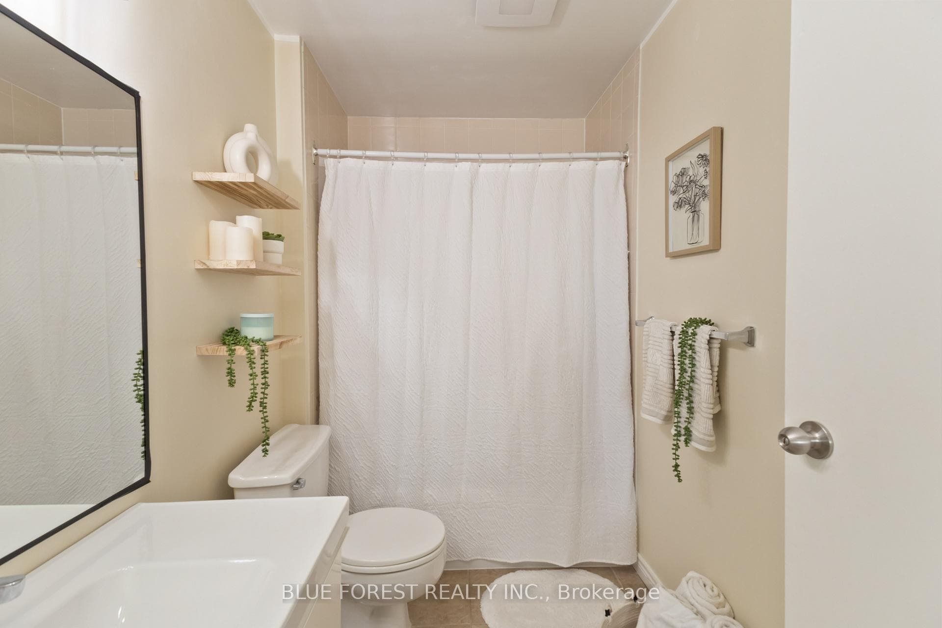 75 Huxley Street Unit 502 photo 16
