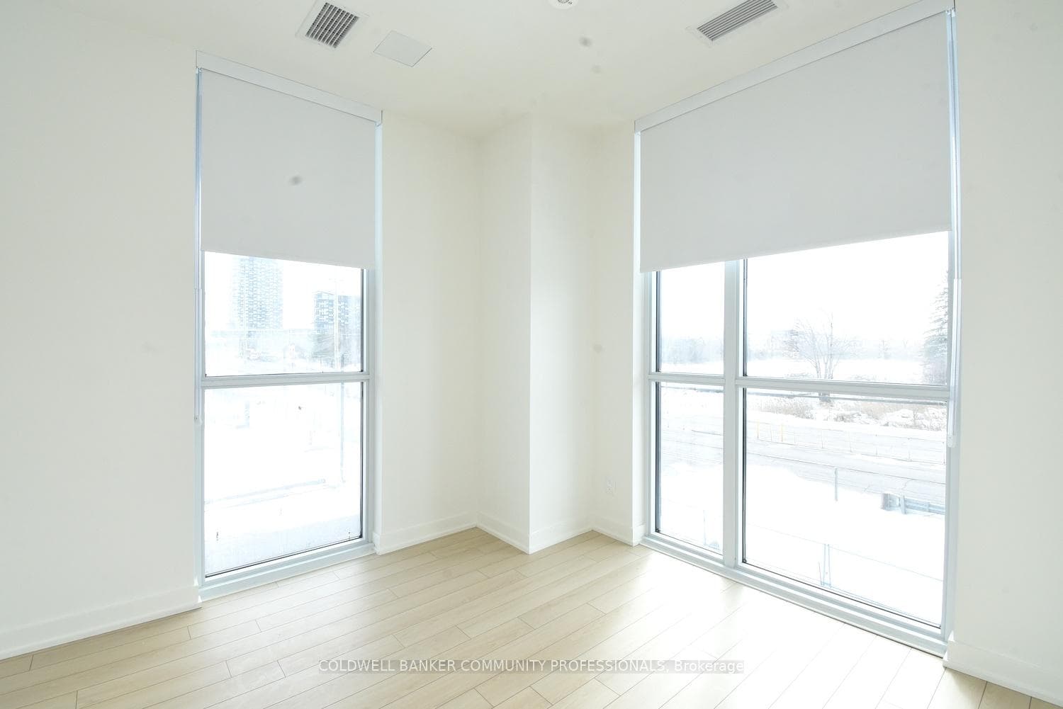 3071 Trafalgar Road Unit B-106 photo 38