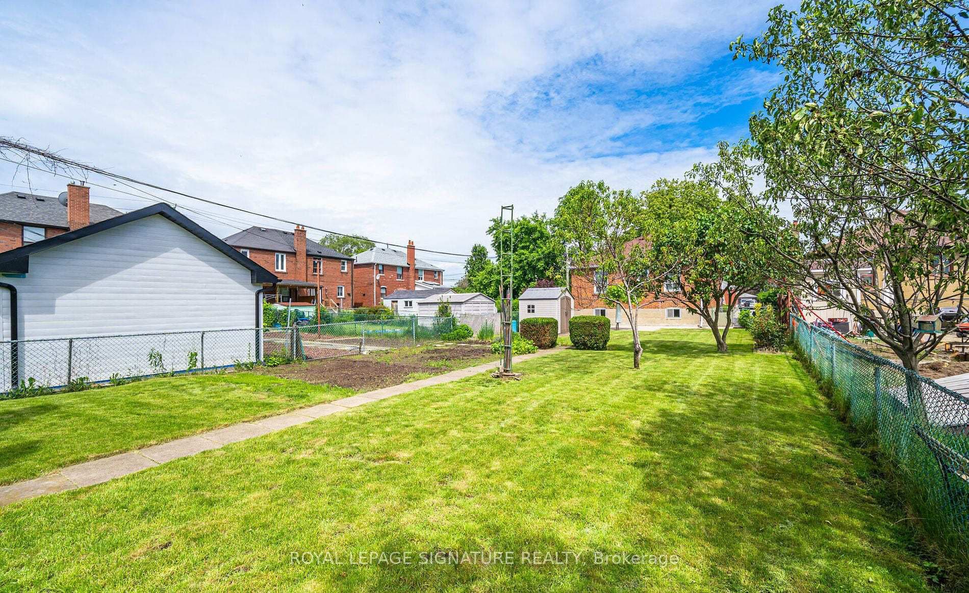 37 Feltham Avenue photo 35