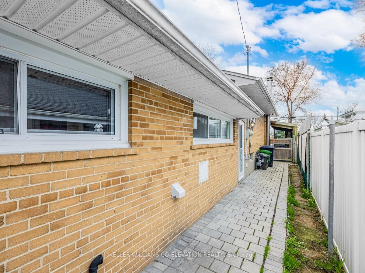 63 Fordwich Crescent photo 12