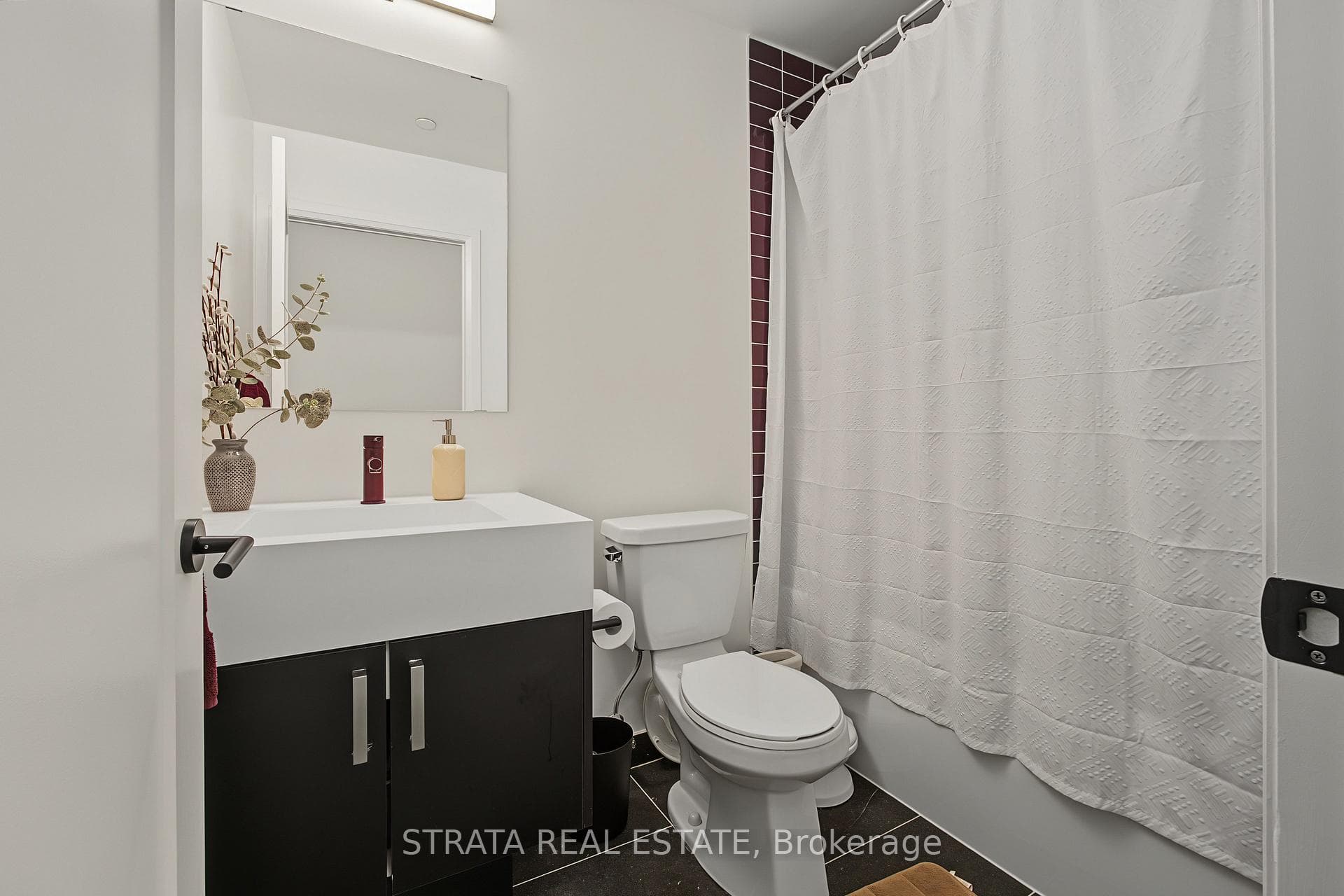 280 Dundas Street Unit 403 photo 19