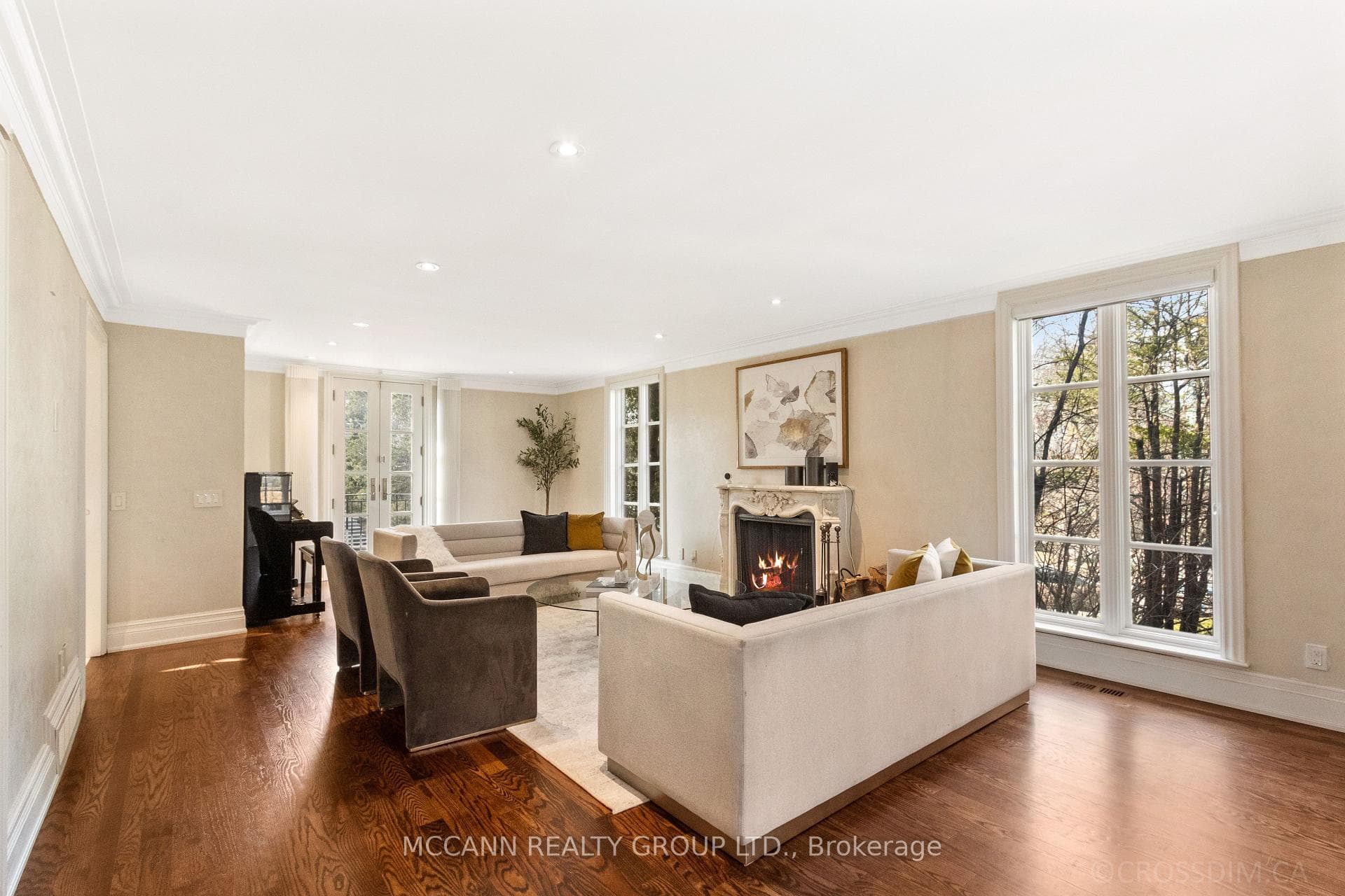 27 Strathgowan Crescent photo 8