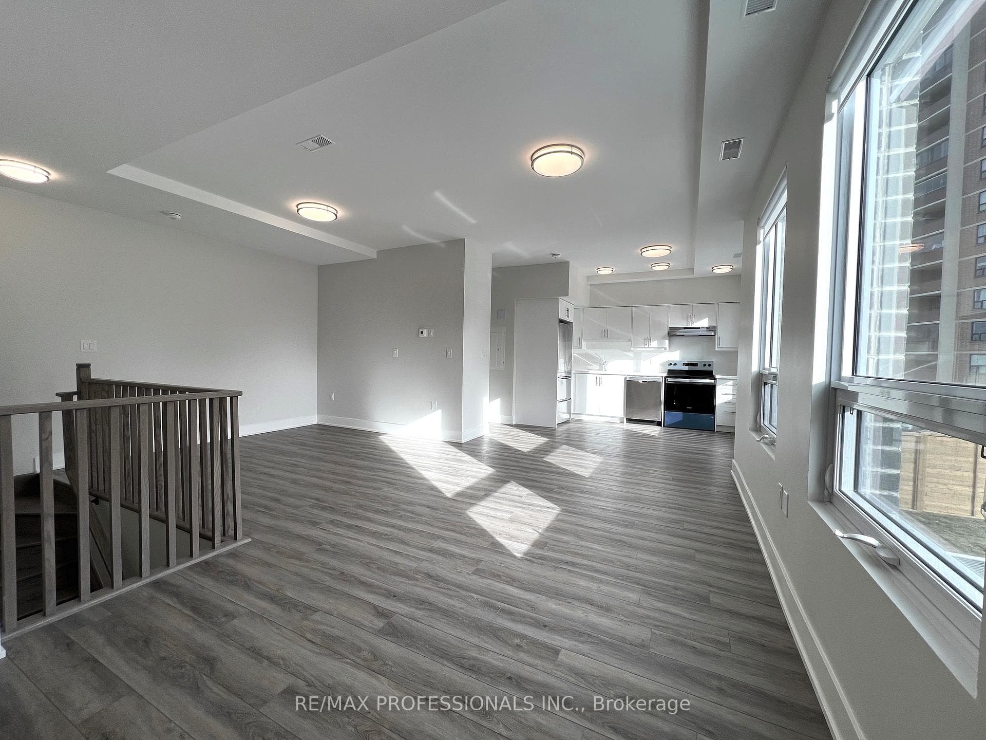 62 Dixfield Drive Unit 102 photo 7