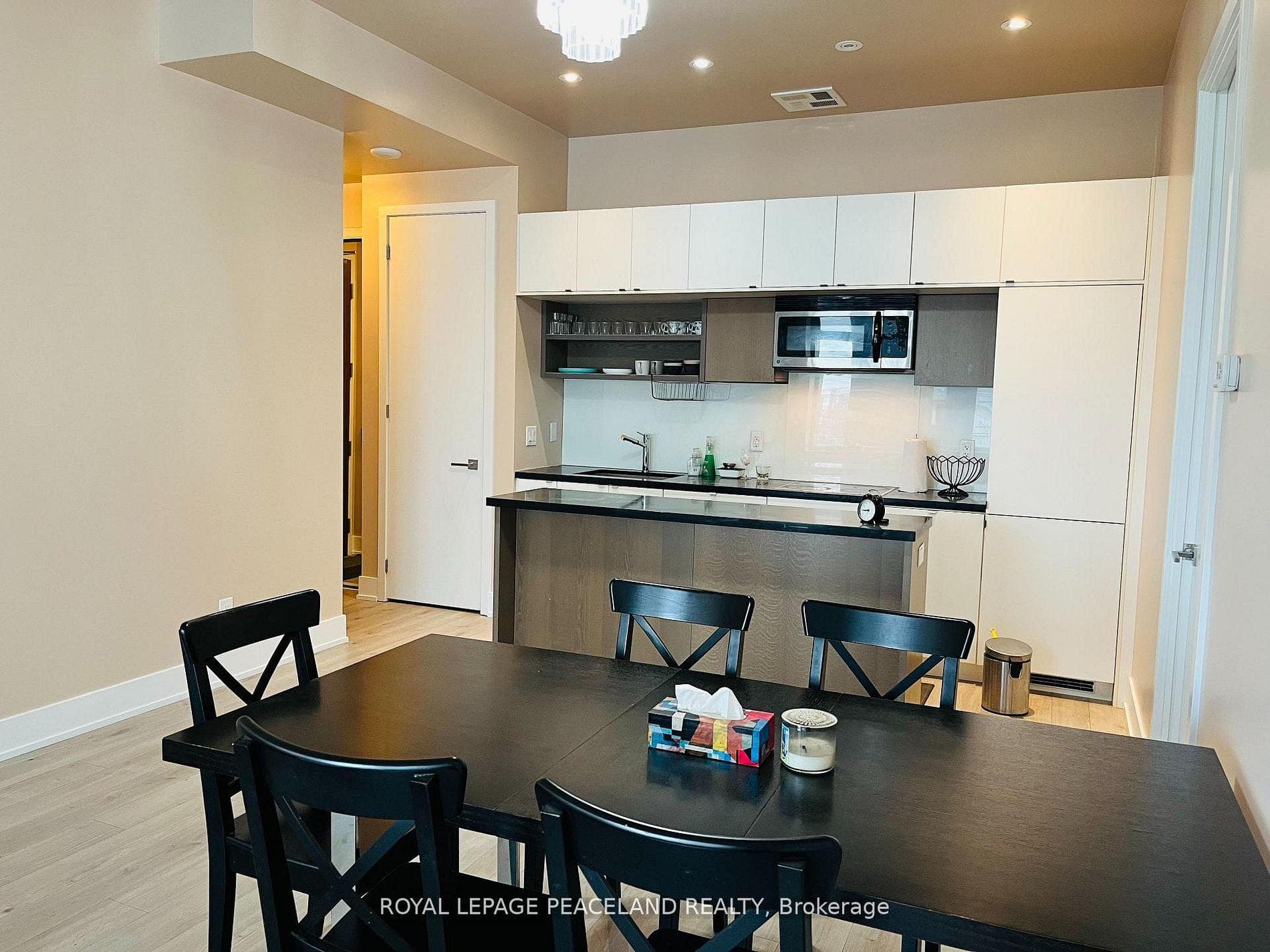 111 St. Clair Avenue Unit 1607 photo 10