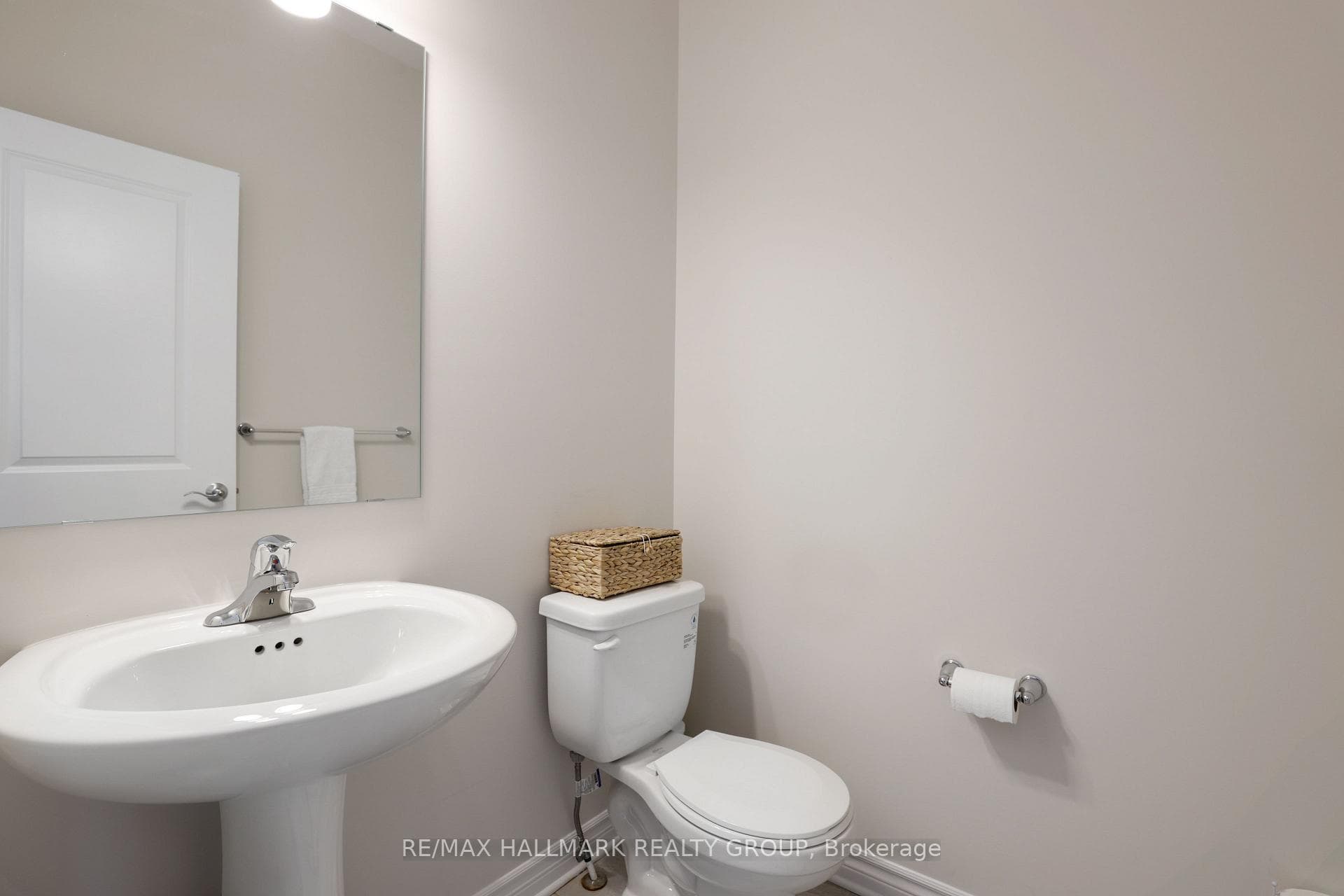 545 Enclave Lane photo 6