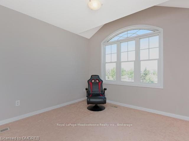 960 PHILBROOK Drive Unit Upper photo 27