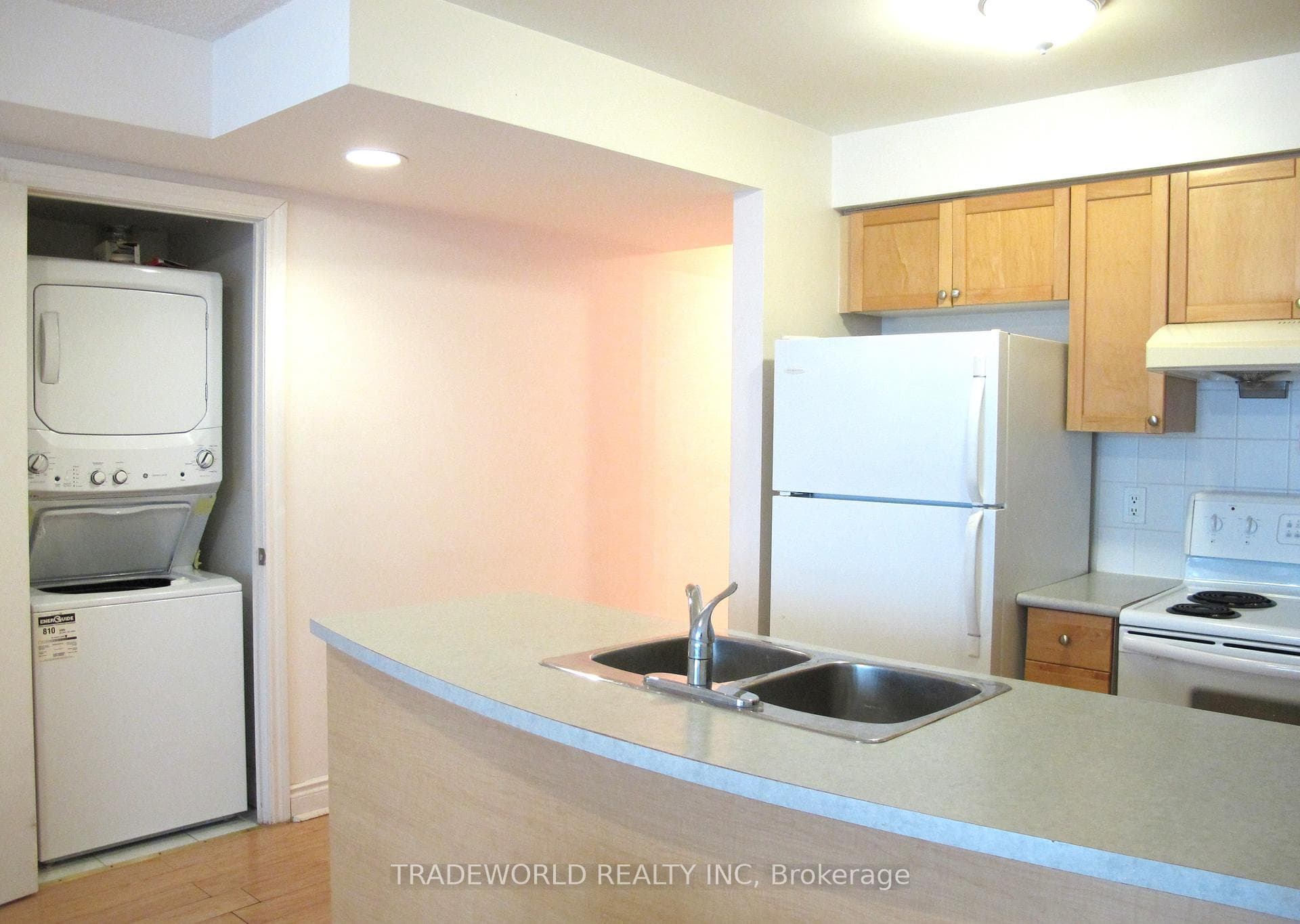 60 Brian Harrison Way Unit 808 photo 5