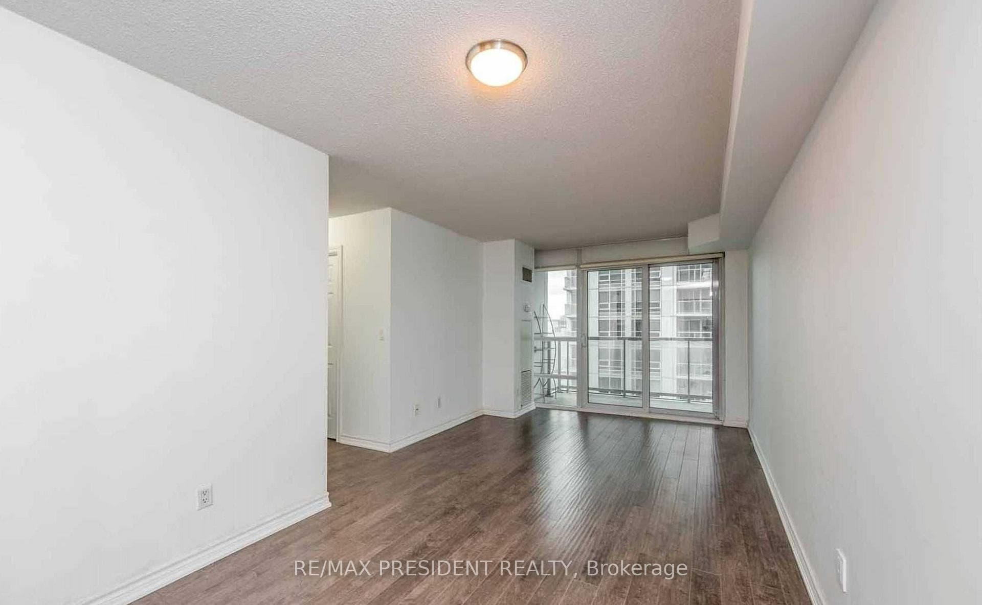 761 Bay Street Unit 2213 photo 19