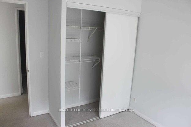 11 Lee Centre Drive Unit 1615 photo 11