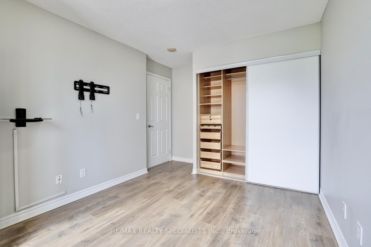 70 High Park Avenue Unit 1401 photo 17
