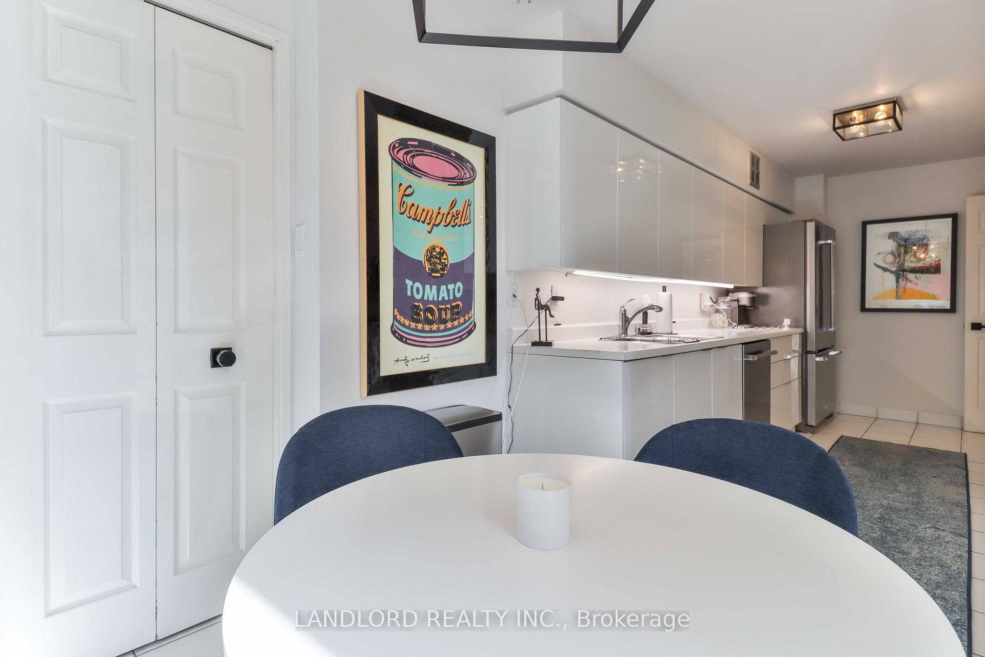 278 Bloor Street Unit 1801 photo 15
