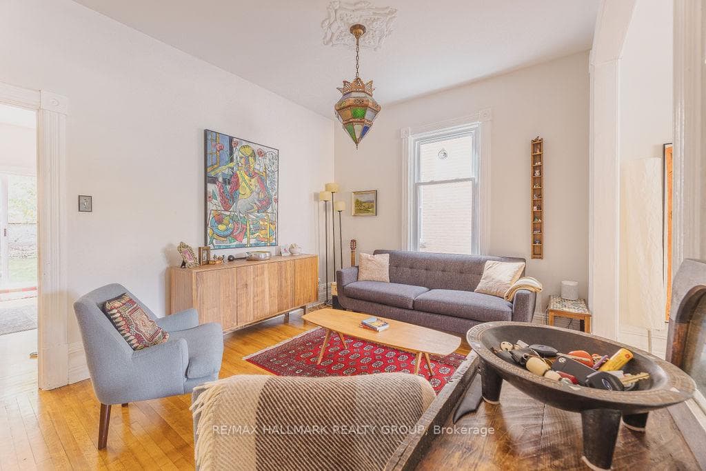 38 Elm Street photo 8