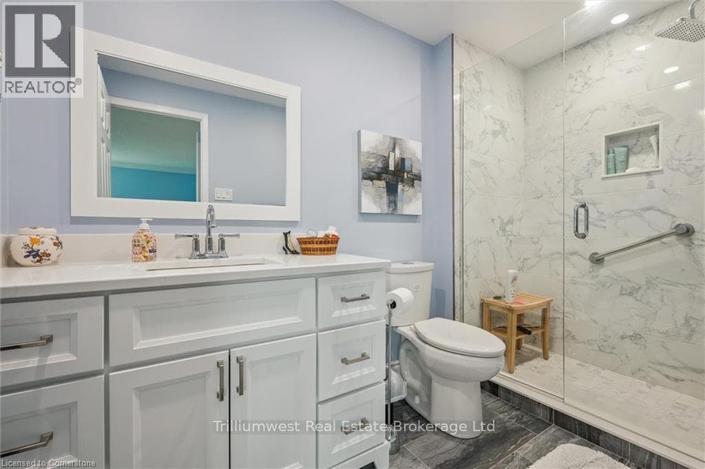 488 Beechwood Drive Unit 4 photo 26