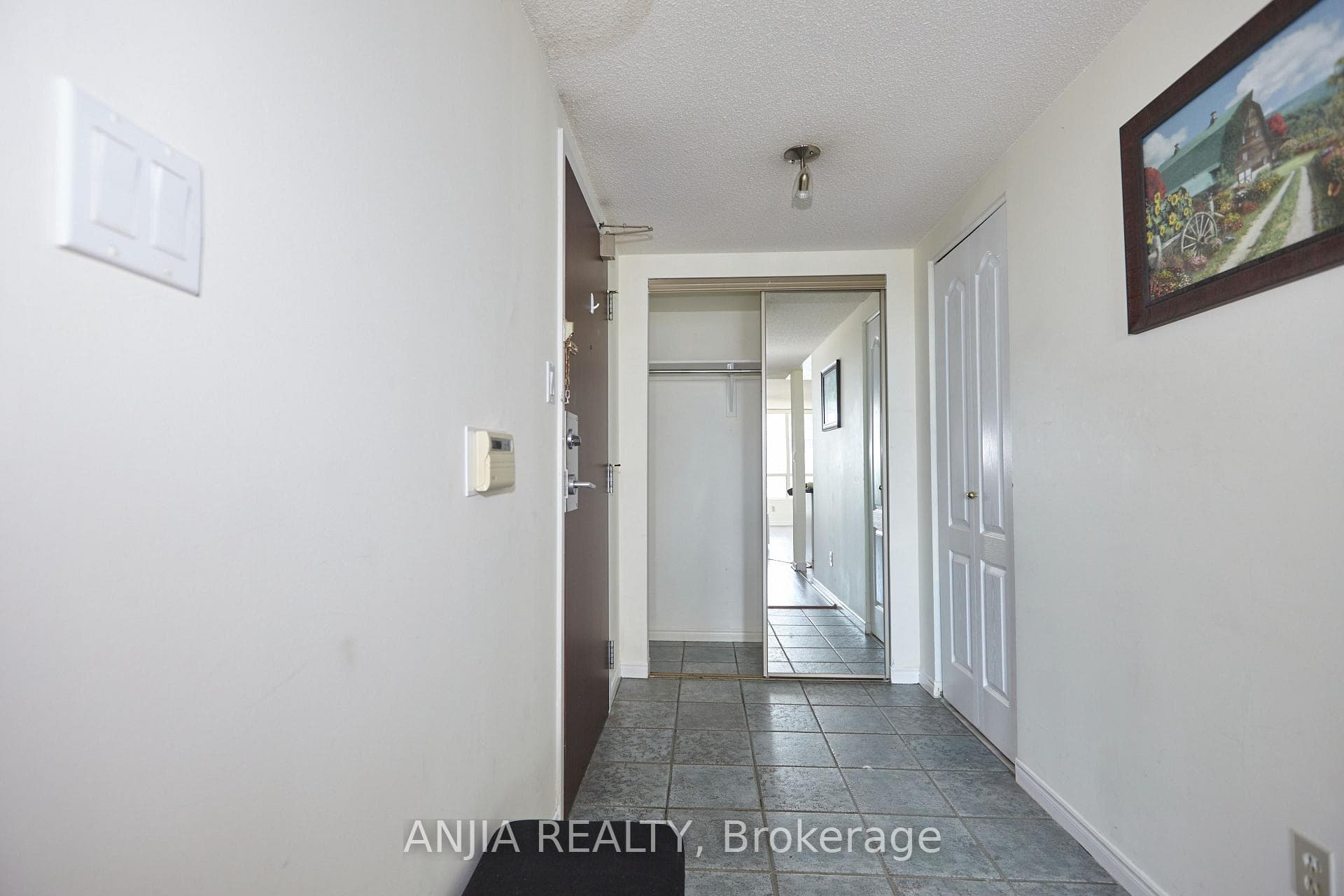 5765 Yonge Street Unit 1206 photo 10