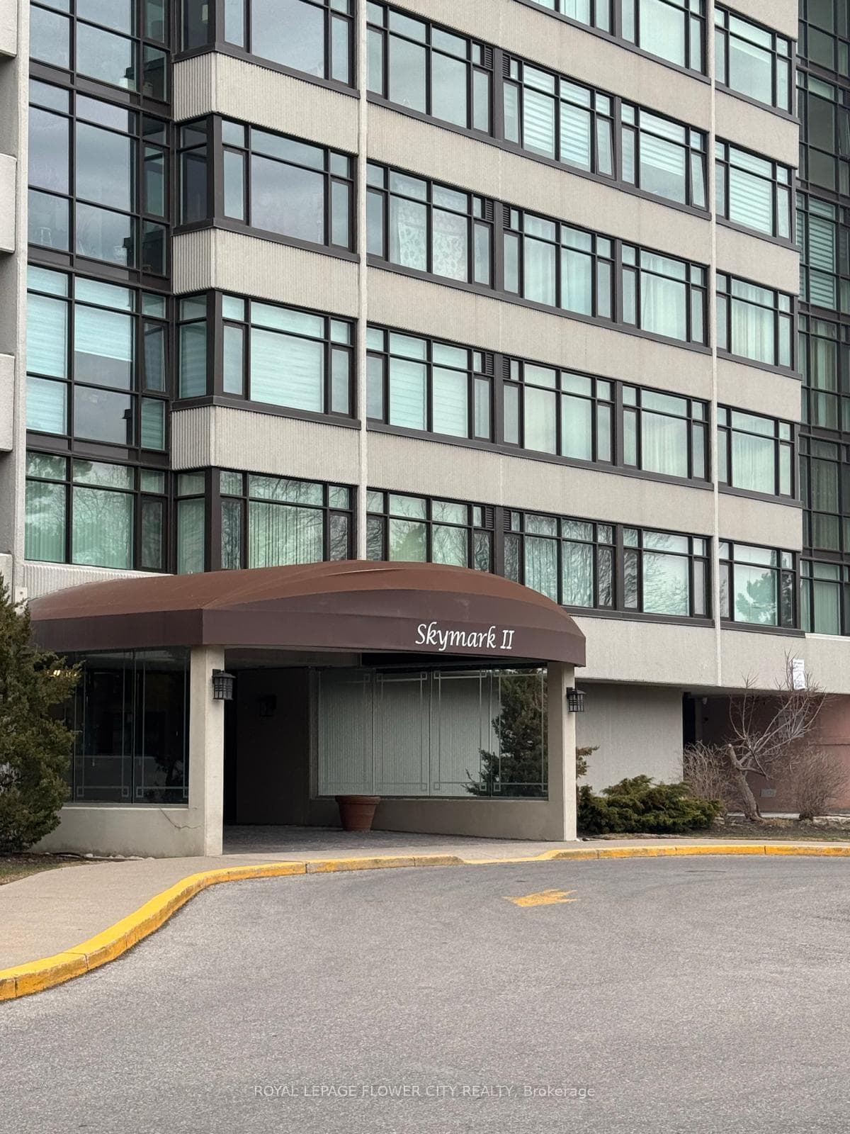 1555 Finch Avenue Unit 1209 photo 2