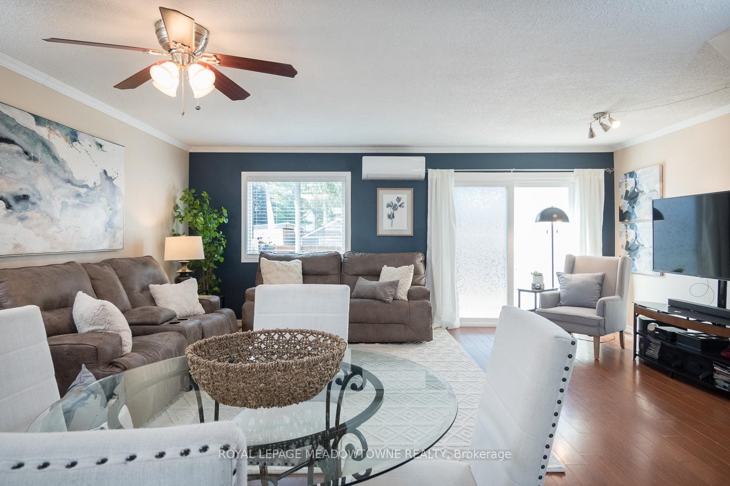 Open Concept Living & Dining