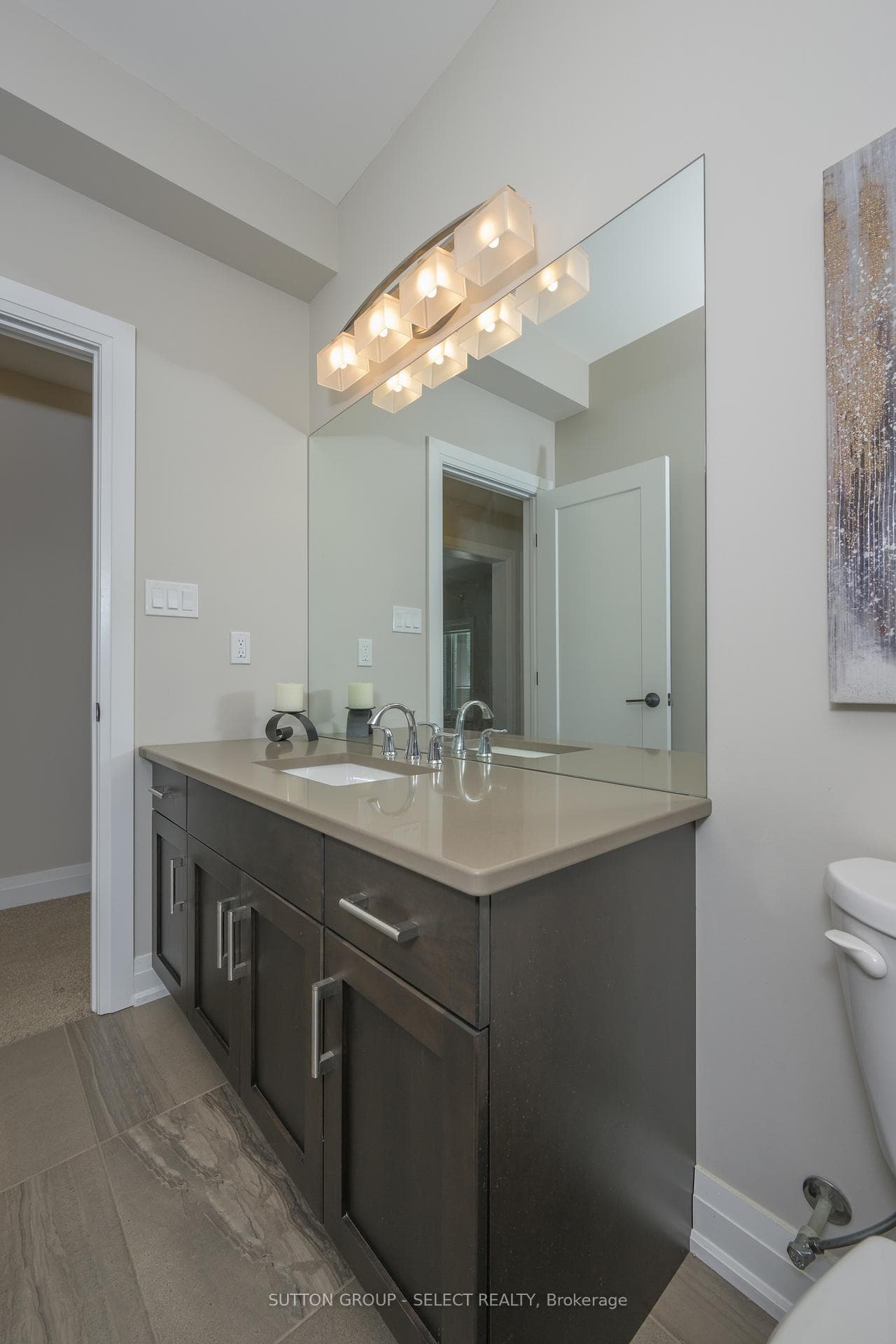 2290 Torrey Pines Way Unit 31 photo 32