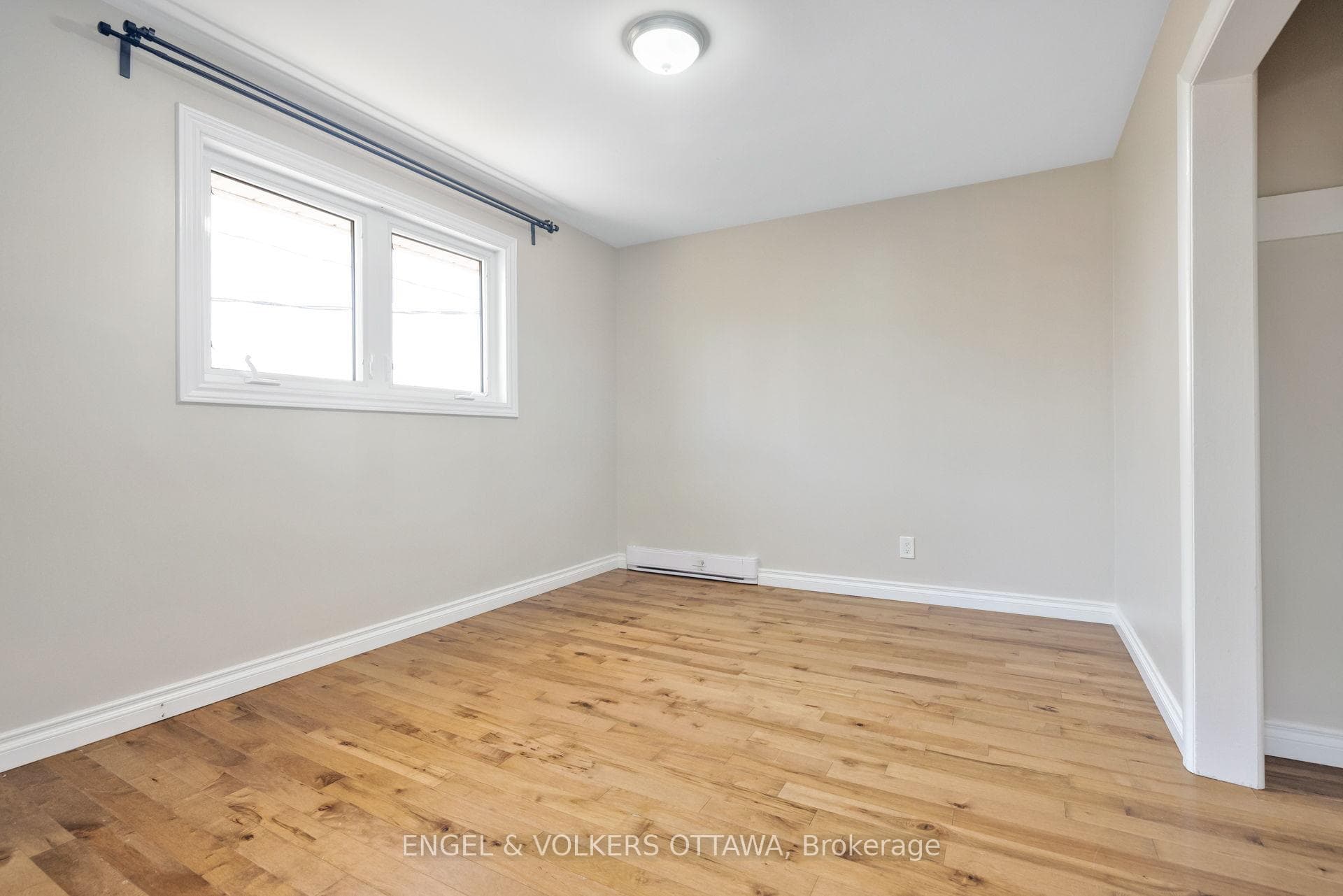 1311 S Avenue photo 33