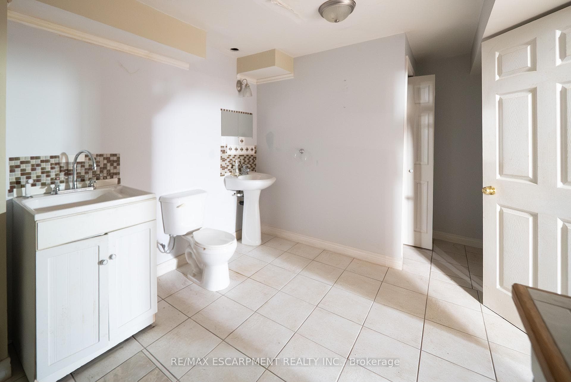 23 Stowe Terrace photo 23