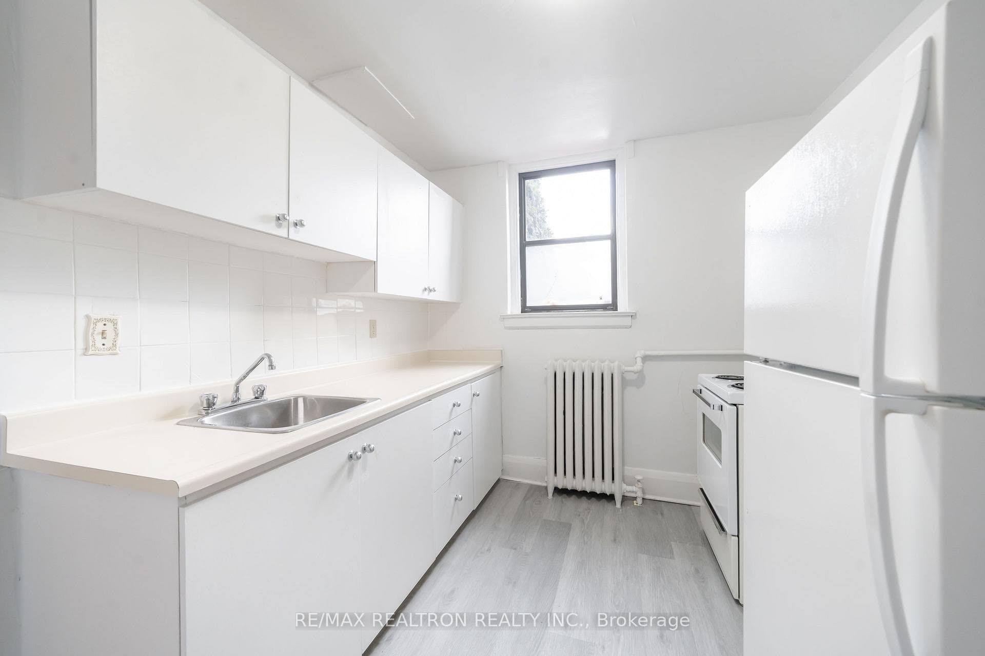 10 Kingston Road Unit 65 photo 7
