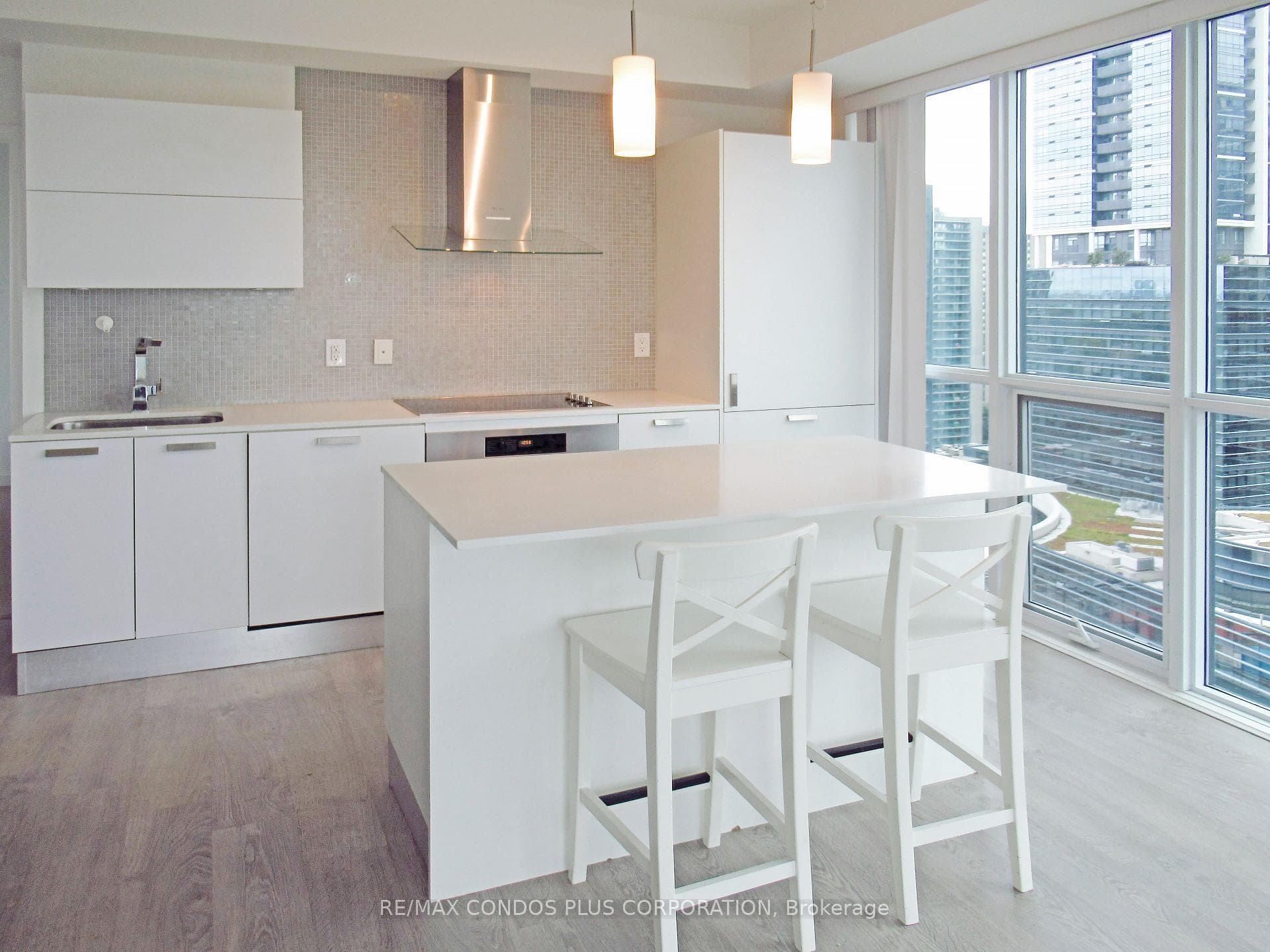 9 Bogert Avenue Unit 1602 photo 6