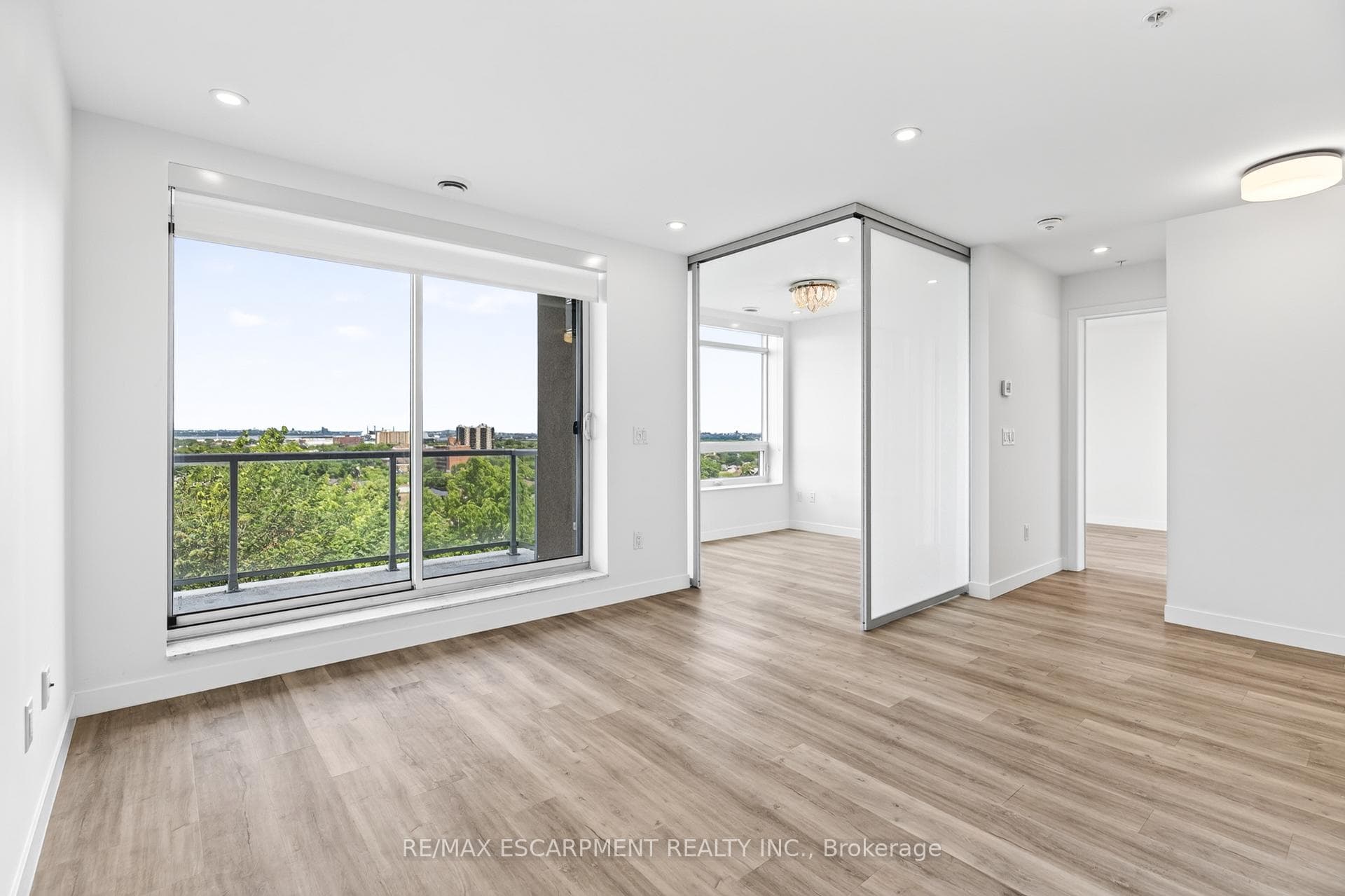 479 Charlton Avenue Unit 506 photo 17