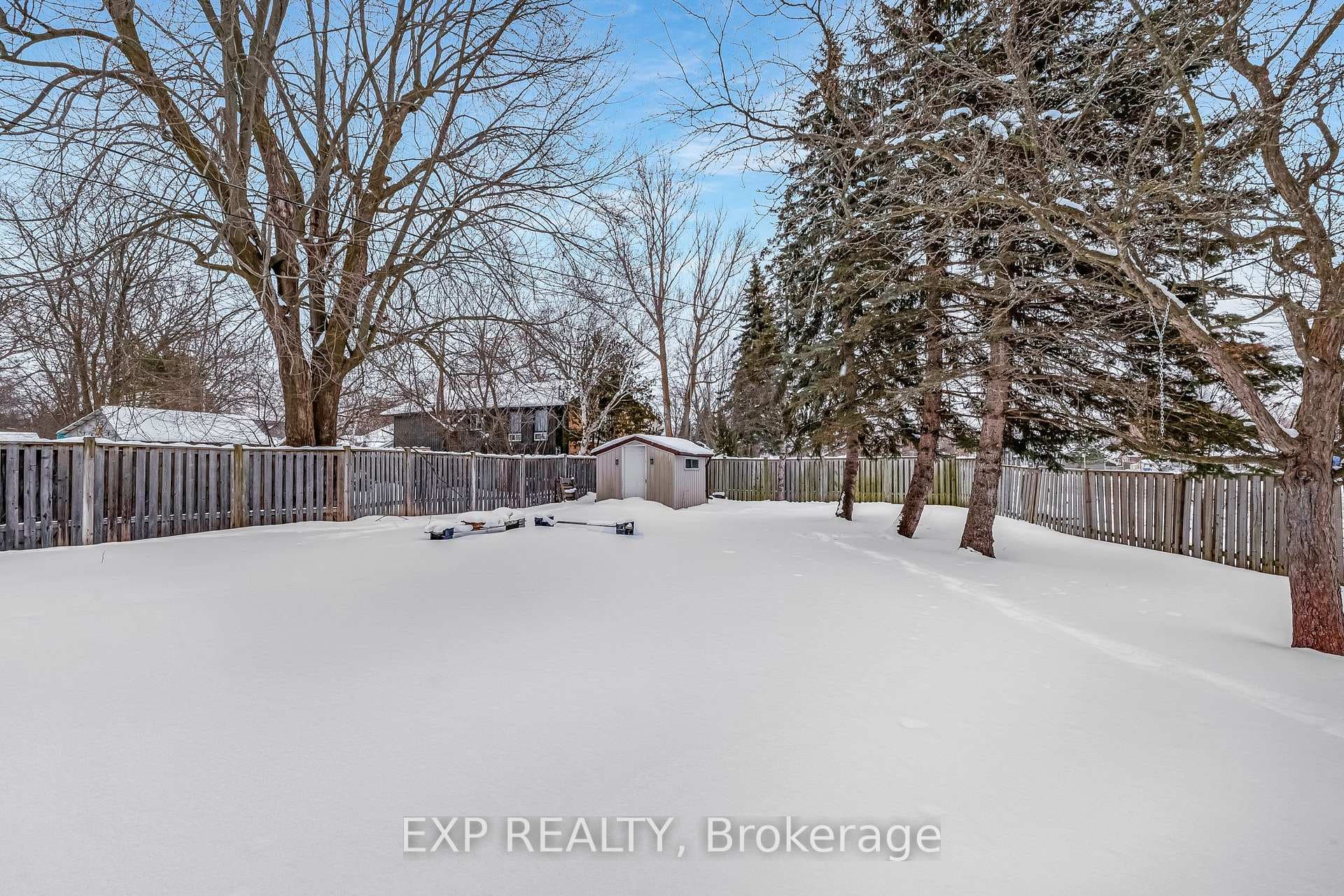 183 Spring Road photo 32