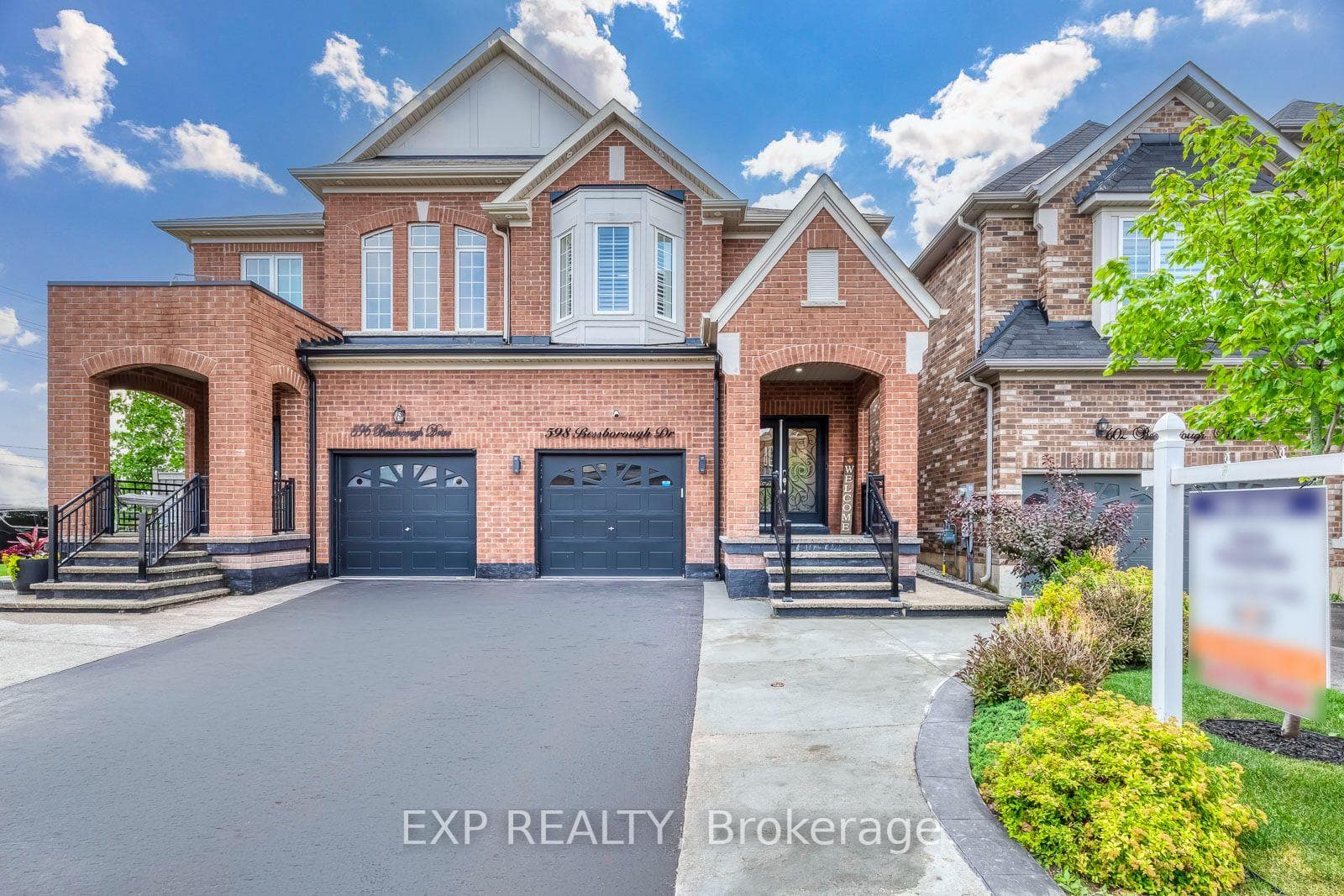 598 Bessborough Drive photo 1