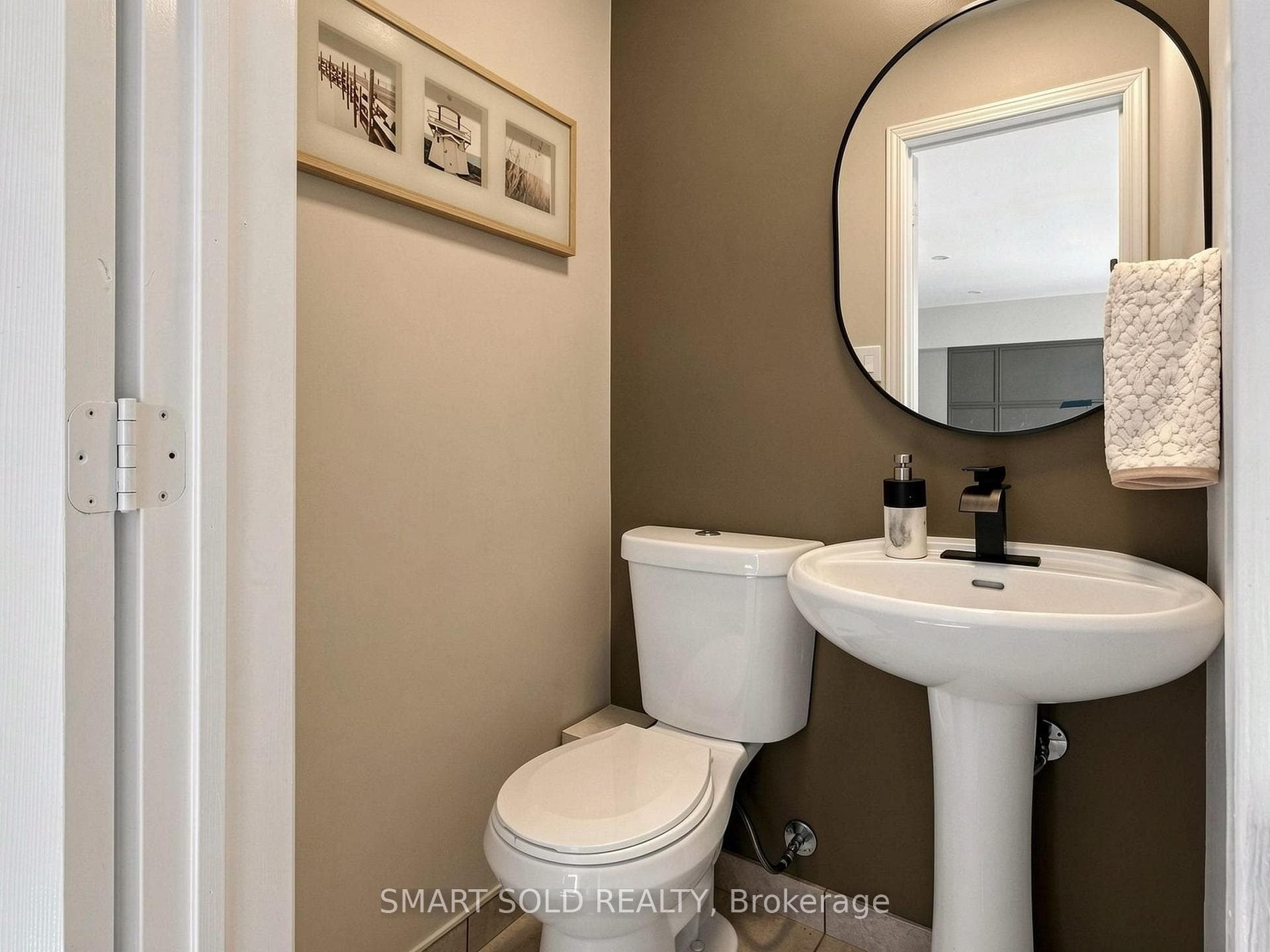 76 Clancy Drive photo 13
