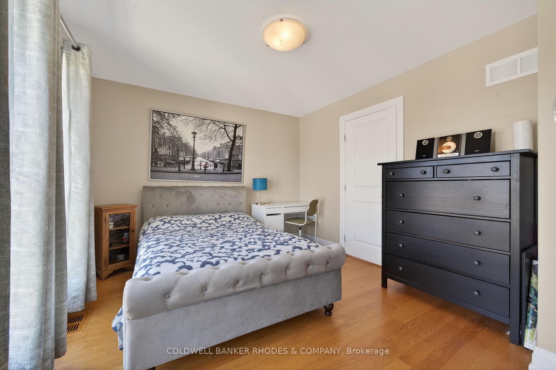 213 Ivy Crescent Unit A photo 33