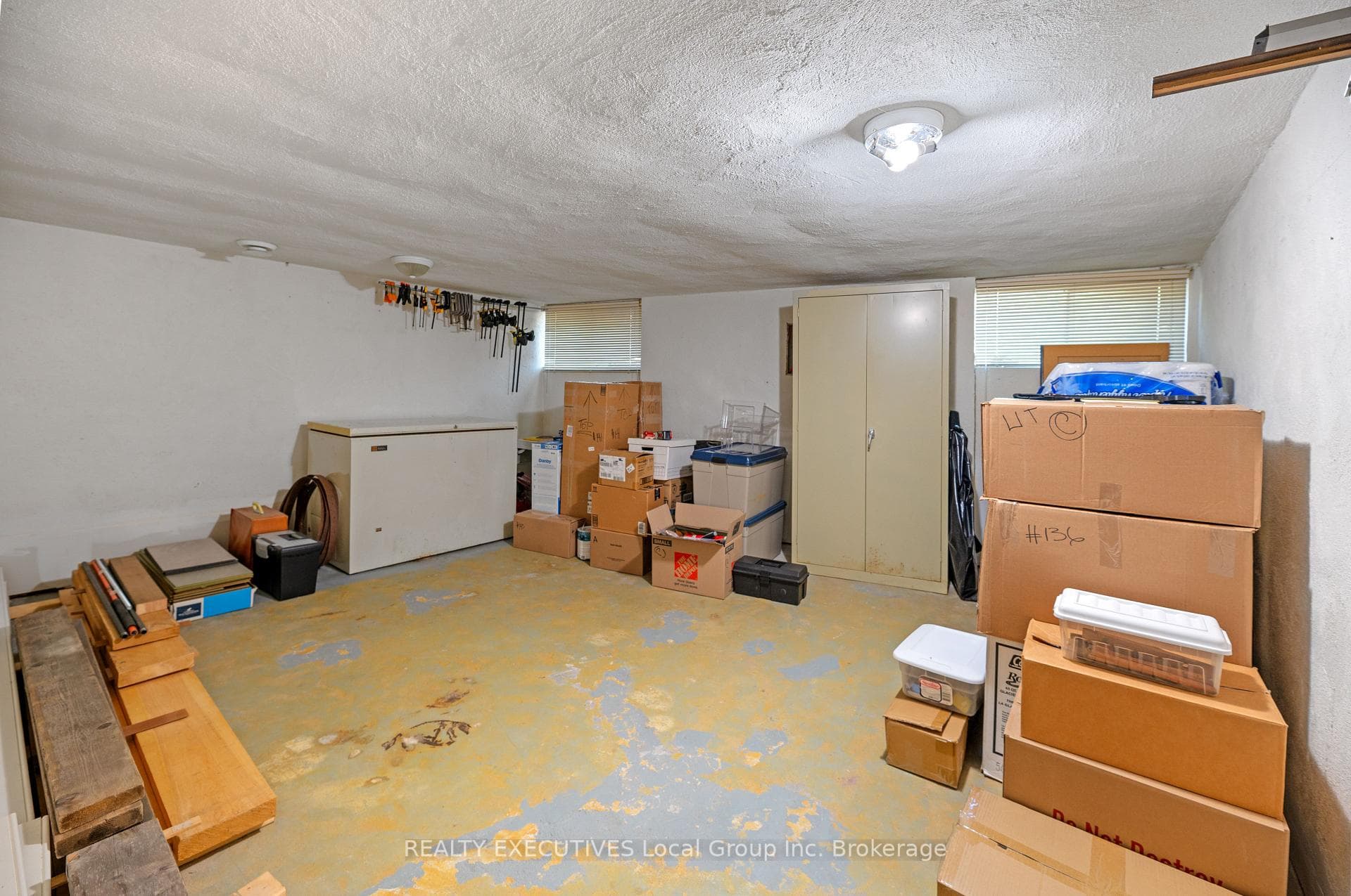 397 CAMELOT Drive photo 38